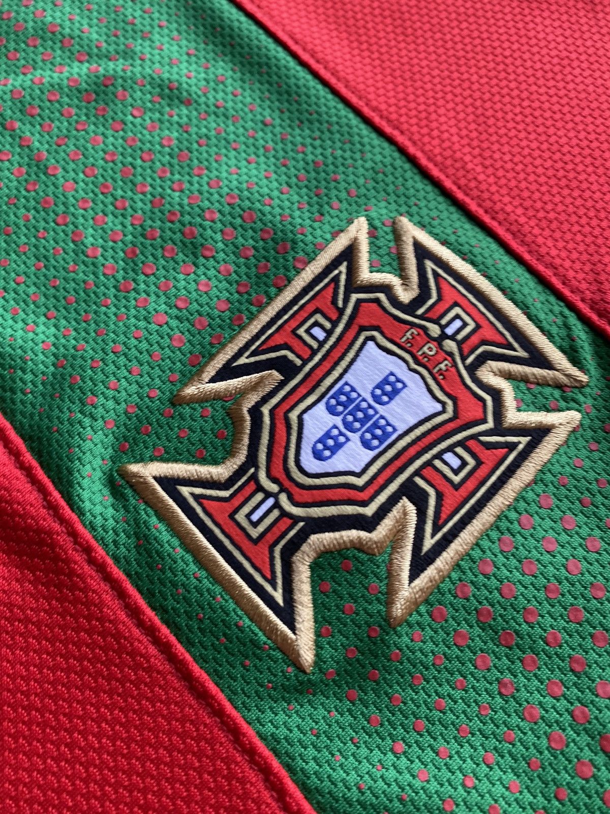 Nike Vintage 2010 Nike Portugal National Team Soccer Jersey Size US XL / EU 56 / 4 - 5 Thumbnail