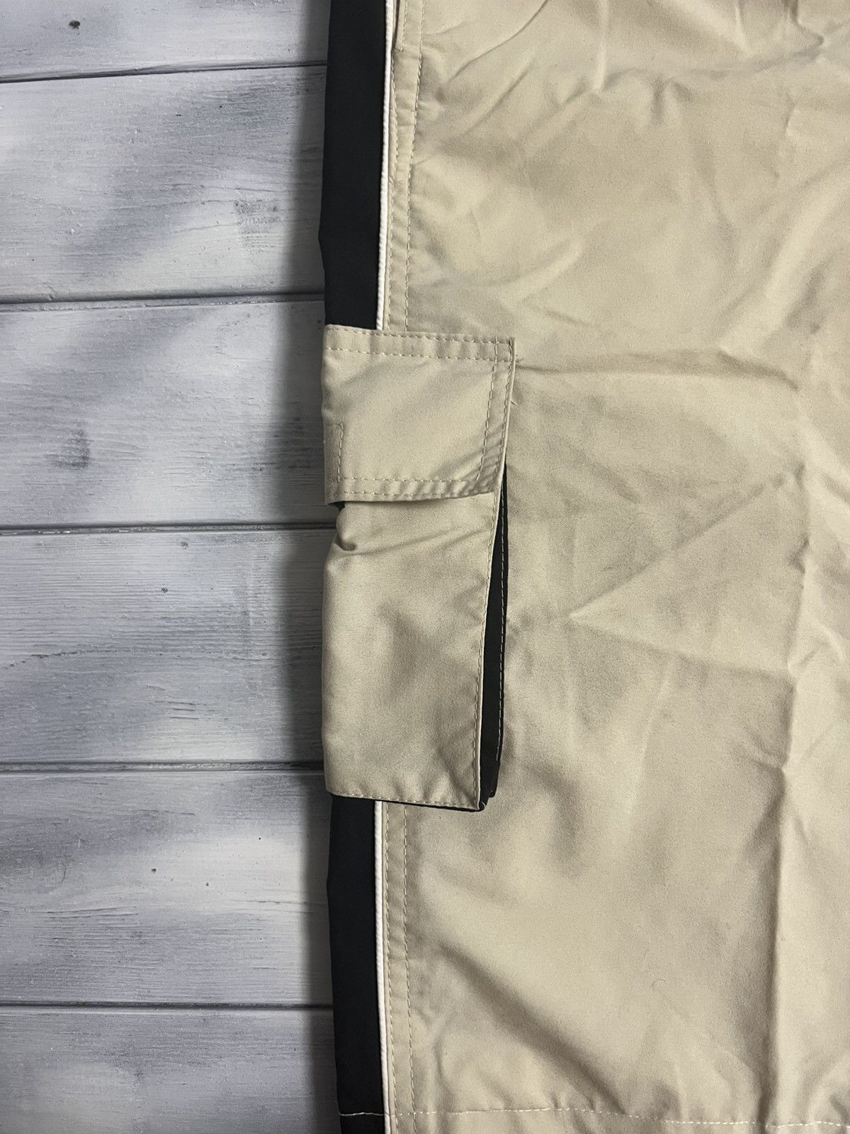 Vintage Rare Vintage Shorts Dragon Size US 32 / EU 48 - 4 Thumbnail