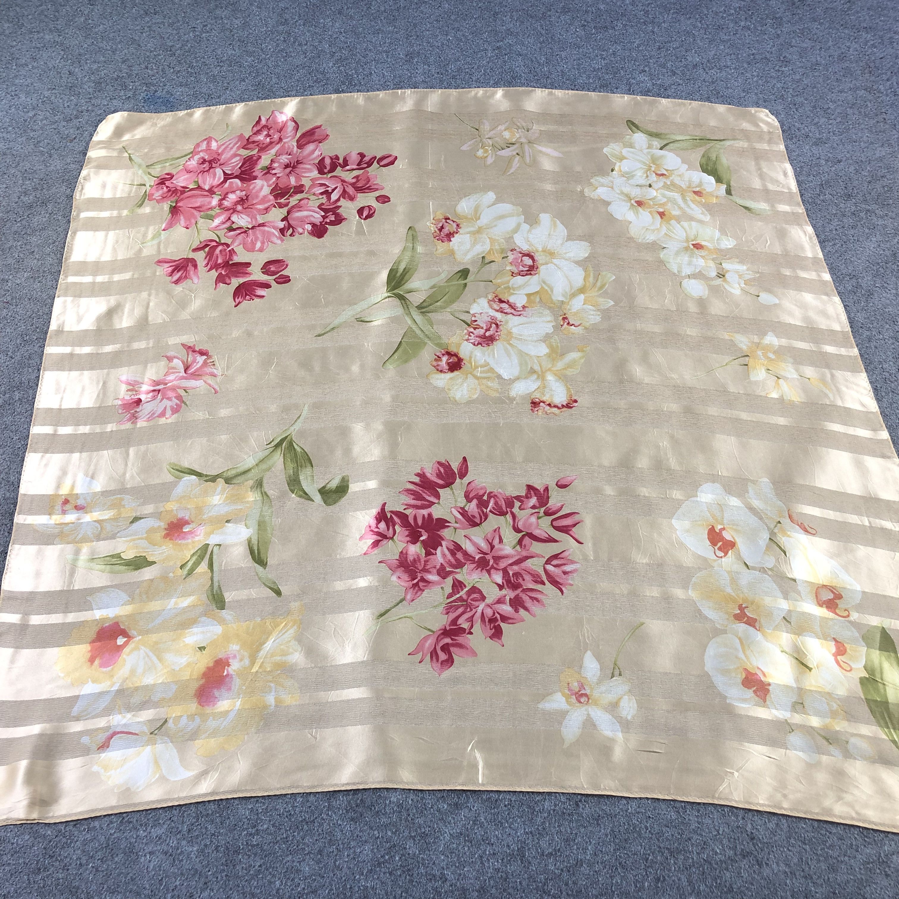 Vintage Floral Slit Thread Silk Scarf M867 Size ONE SIZE - 1 Thumbnail