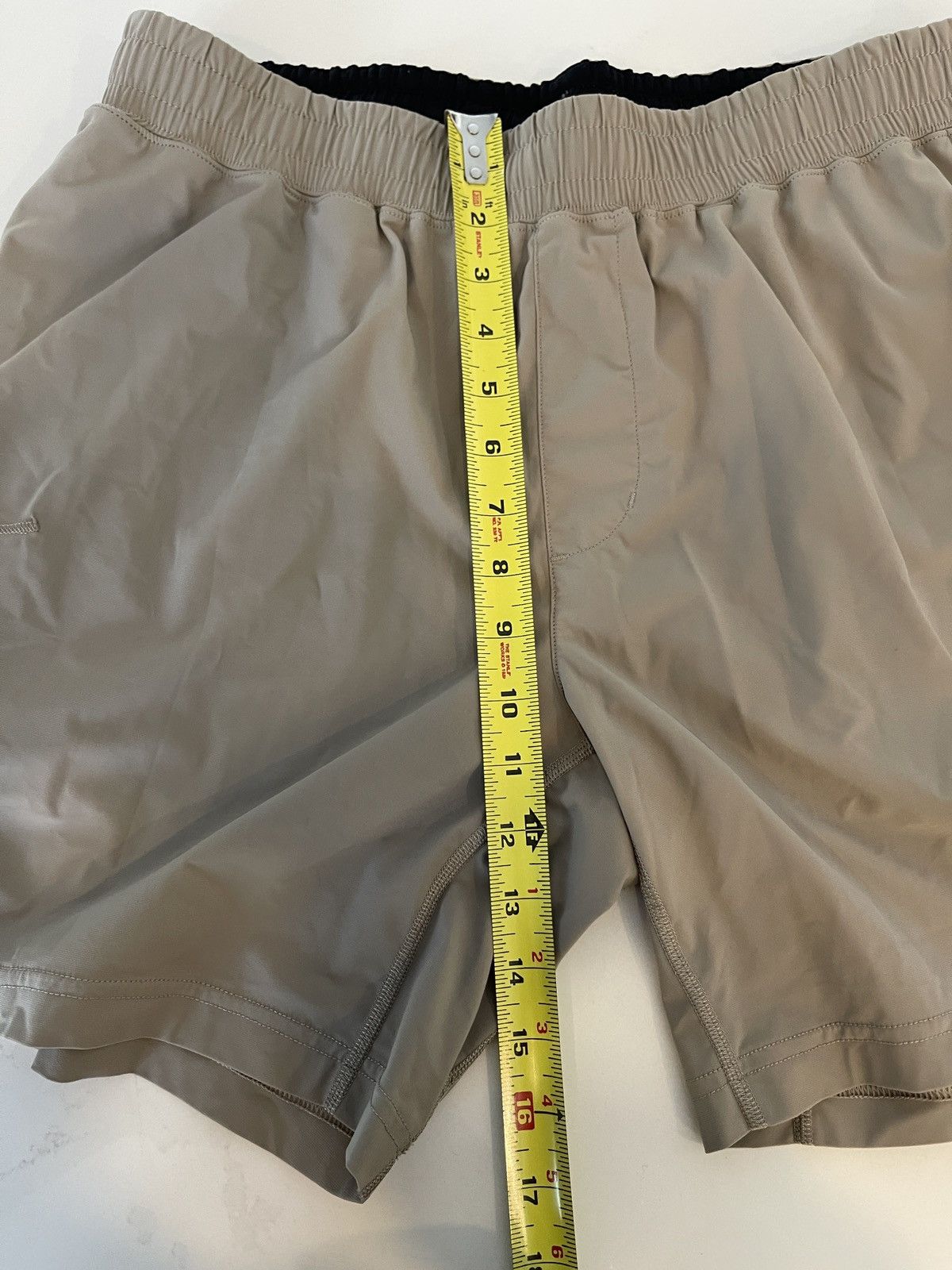 Rhone Rhone Shorts Size Large Size US 32 / EU 48 - 8 Thumbnail