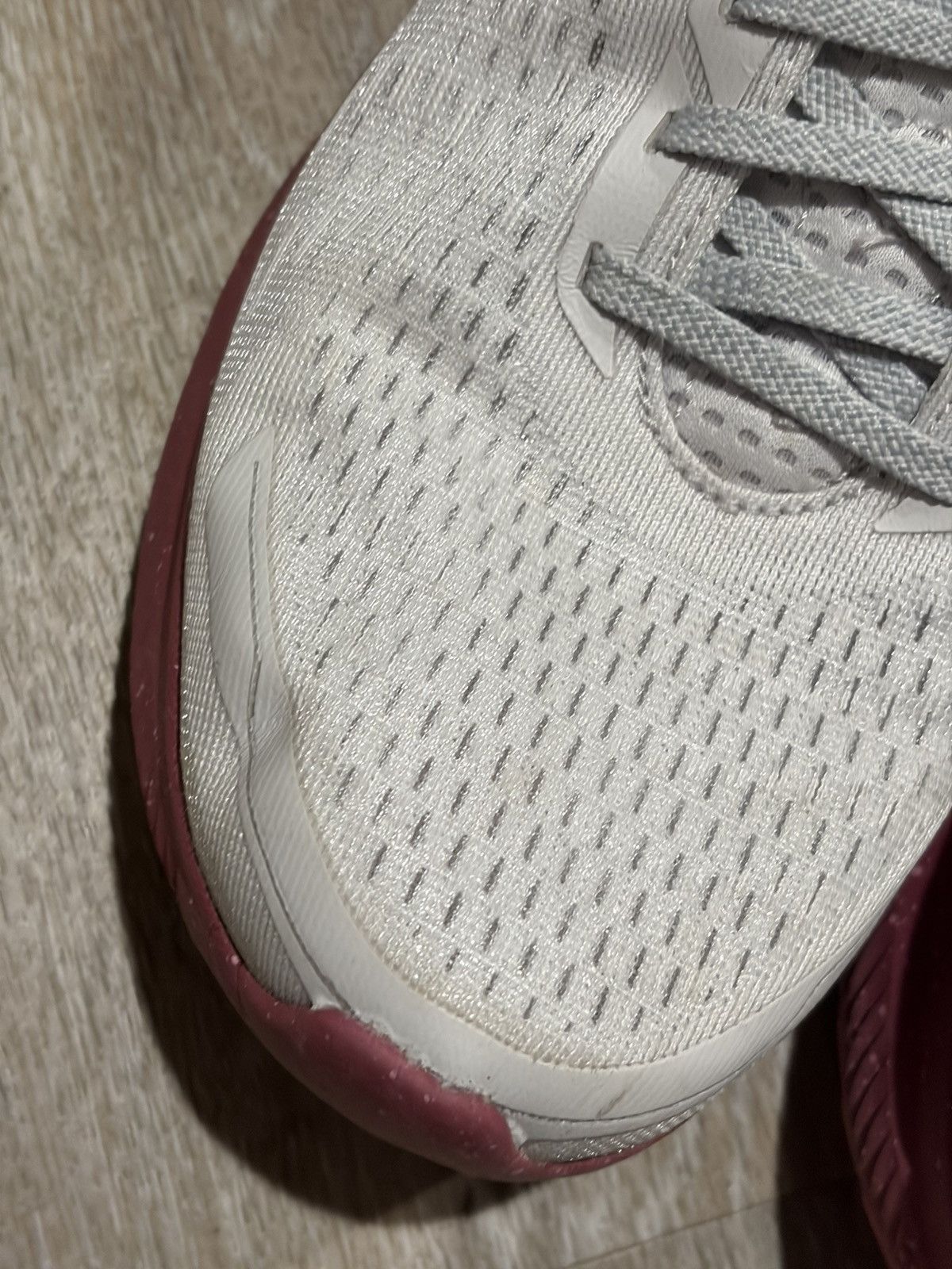 Saucony Saucony Endorphin Shift 3 Running Shoes White and Berry Size US 8.5 / IT 38.5 - 3 Thumbnail