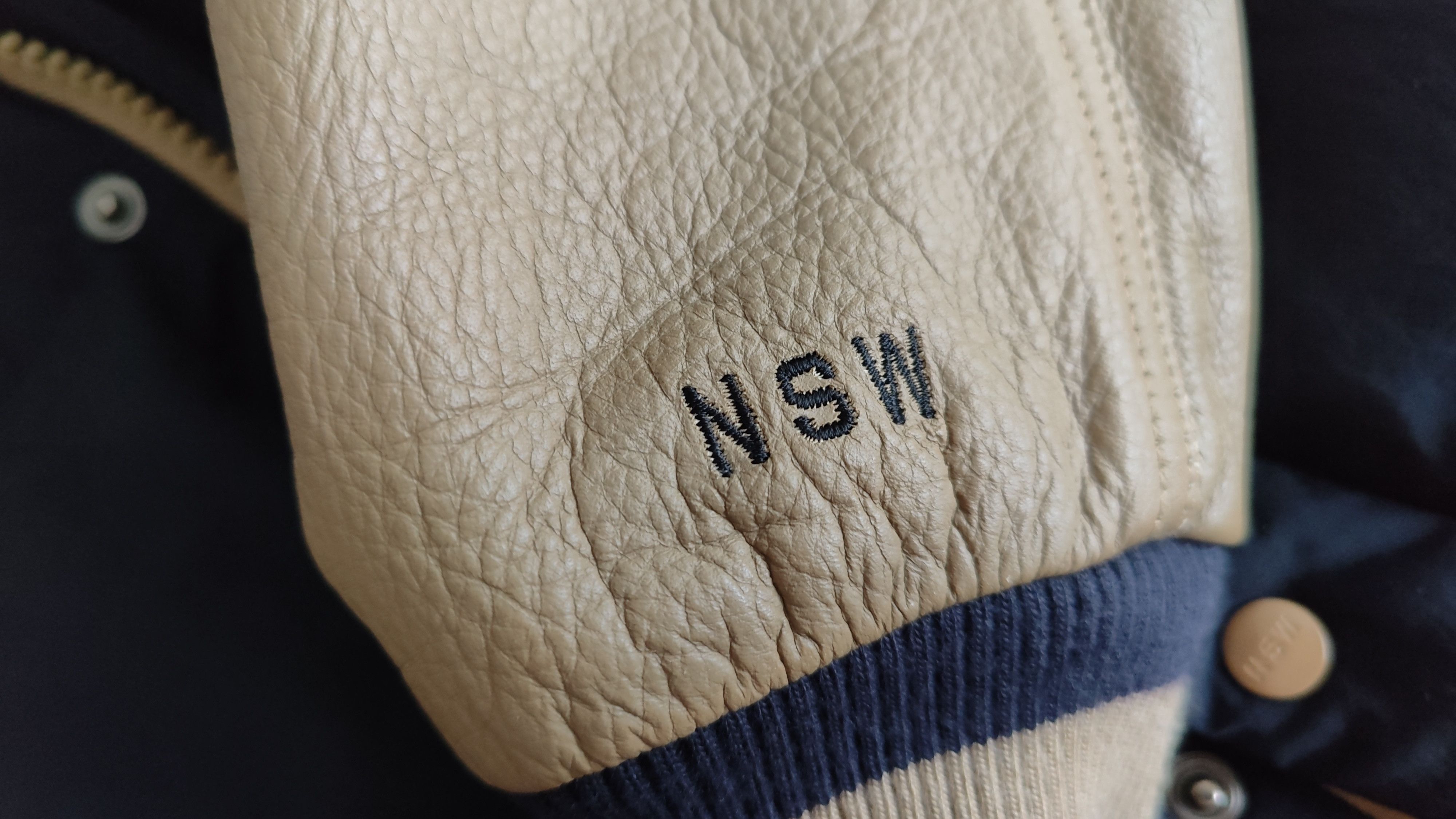 Nike Nike NSW Puffer Destroyer Leather Bomber Jacket RARE Size US L / EU 52-54 / 3 - 9 Thumbnail