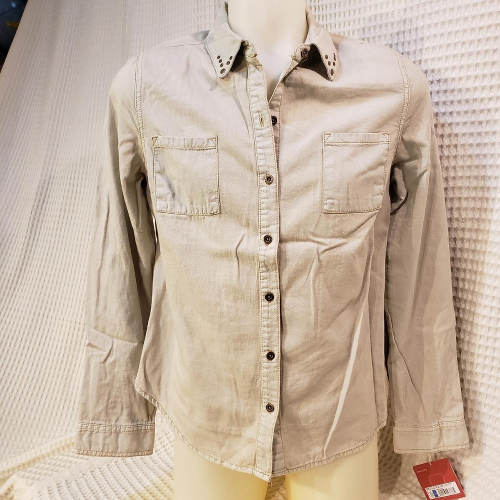 Other MOSSIMO: White Denim Shirt w/Stud Detail on collar Size L / US 10 / IT 46 - 1 Thumbnail