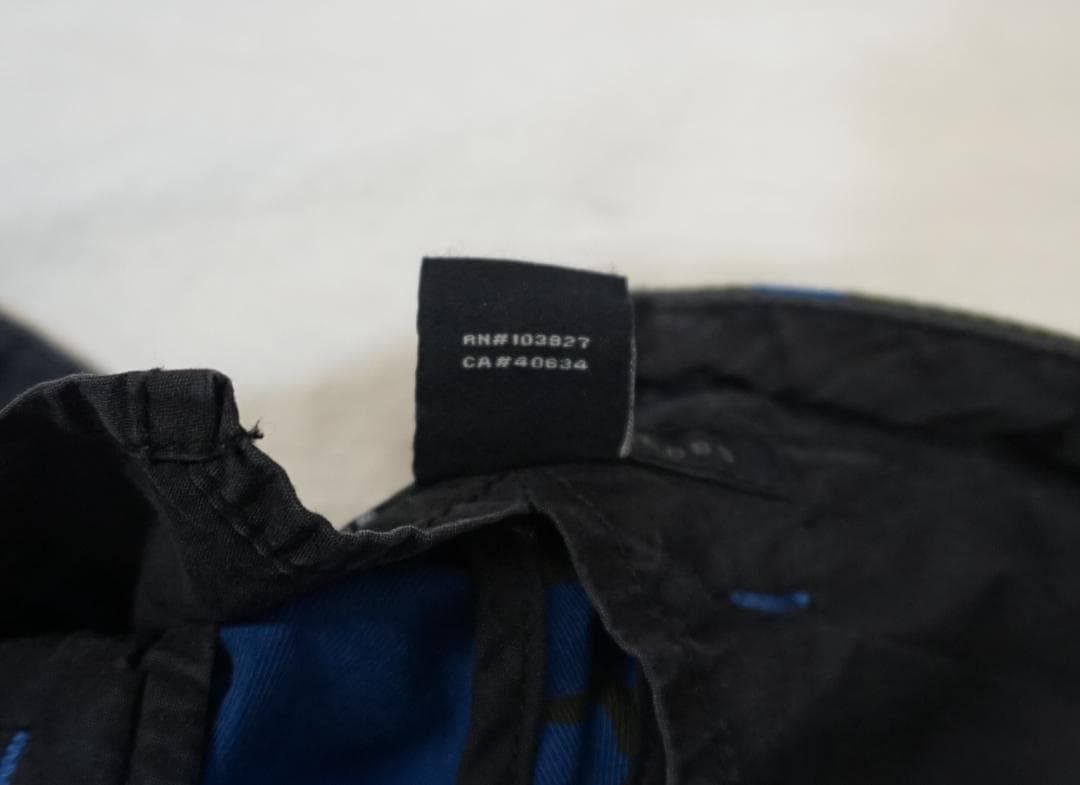 Vintage 00's Marc by Marc Jacobs 迷彩柄 ショートパンツ Size US M / EU 48-50 / 2 - 4 Thumbnail