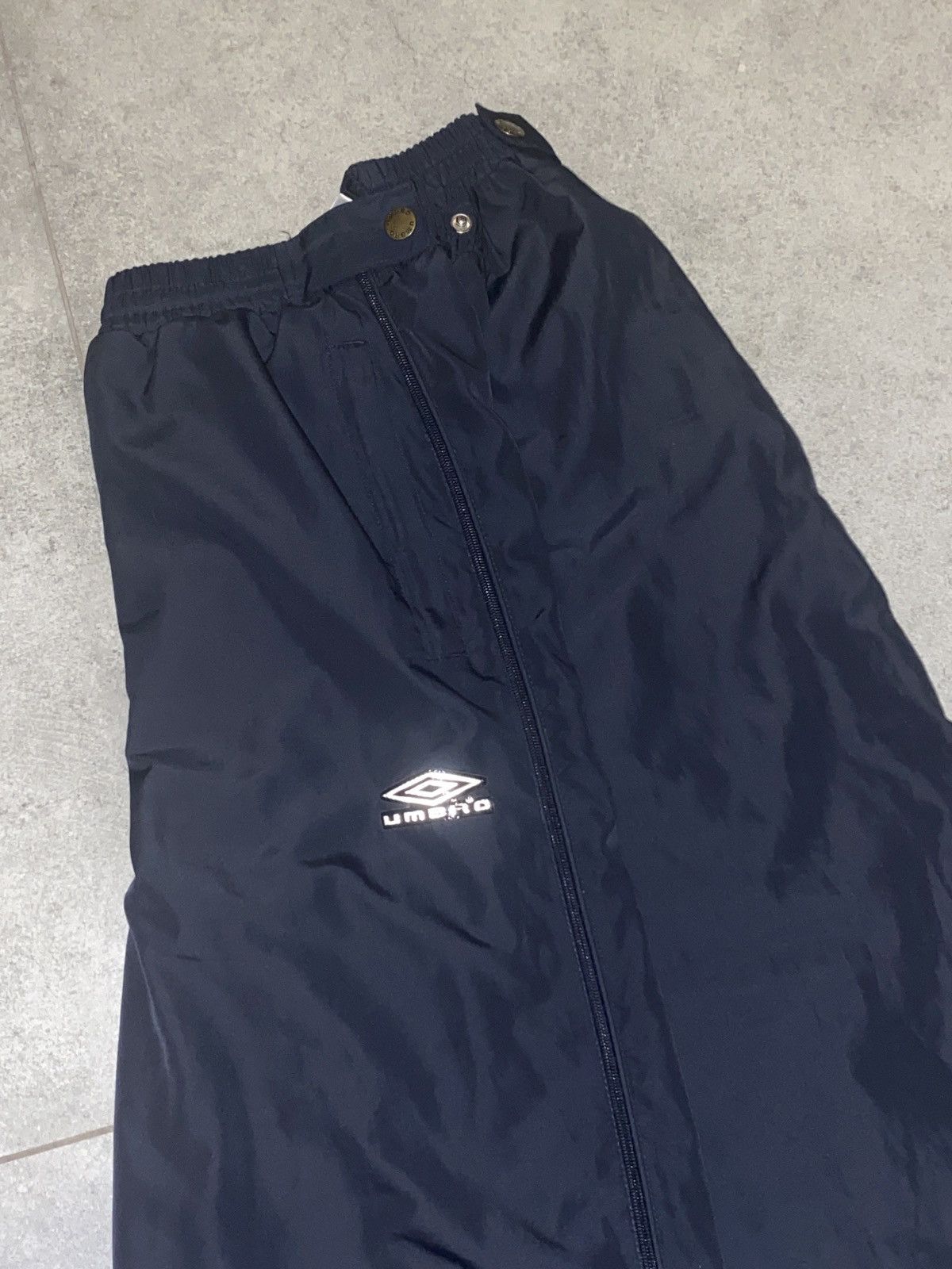 Streetwear × Umbro × Vintage Umbro Track Pants 3M Reflective Vintage Sweatpants Joggers Size US 32 / EU 48 - 5 Thumbnail