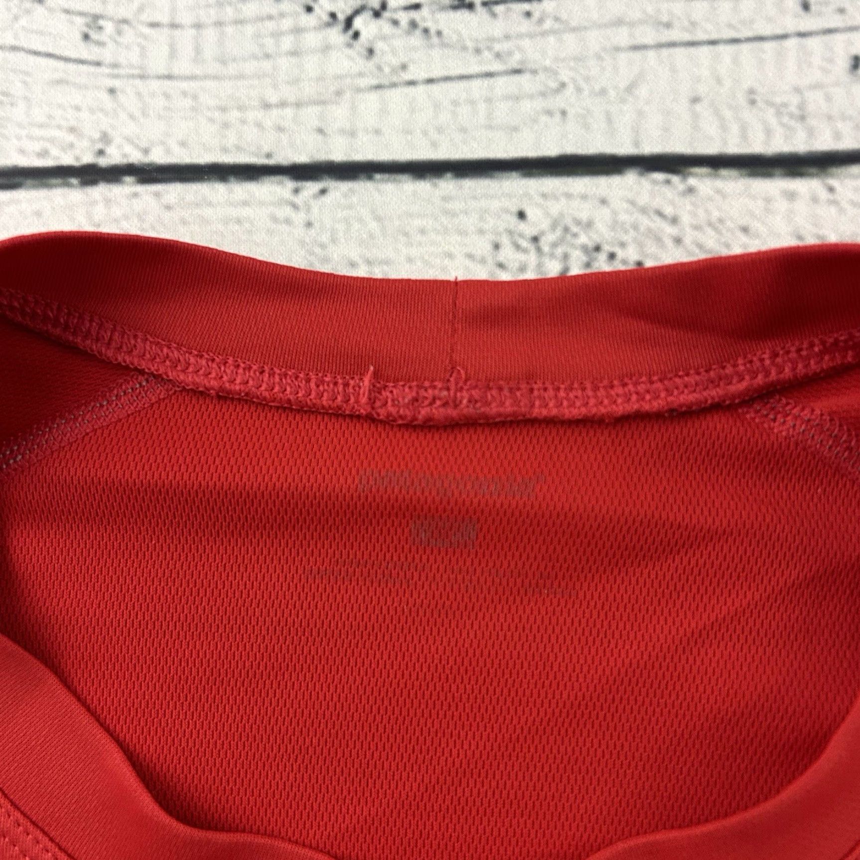 Patagonia Patagonia Capilene Short Sleeve Athletic Shirt Men M Red Size US M / EU 48-50 / 2 - 3 Thumbnail