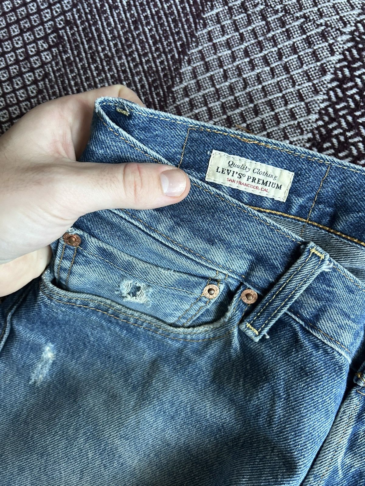 Levi's Vintage Levis 501 Premium Big E Jeans Thrashed Wash Size W32 Size US 32 / EU 48 - 12 Thumbnail