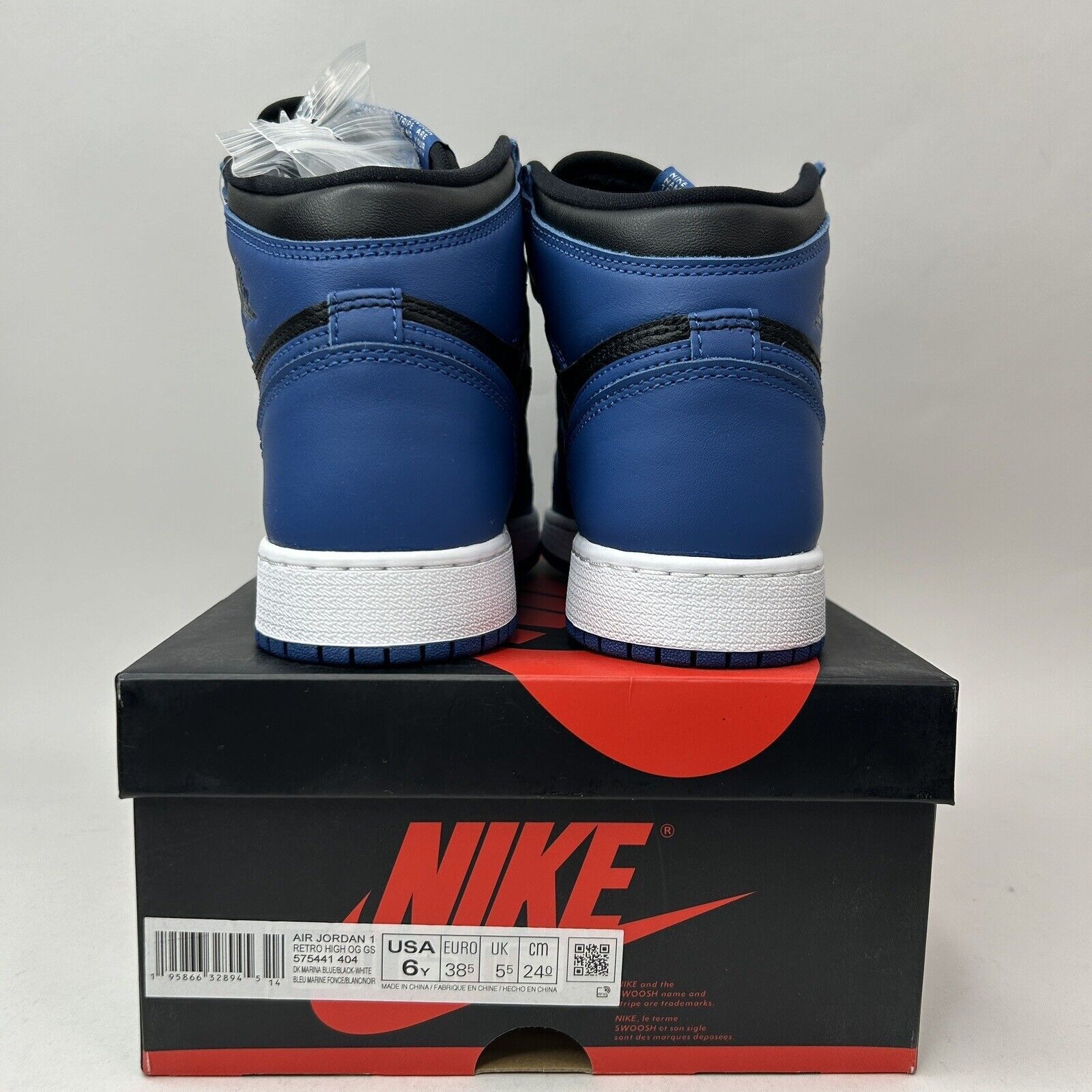Nike Nike Shoes Air Jordan 1 Retro High OG GS “Dark Marina Blue” Size US 7.5 / IT 37.5 - 4 Thumbnail