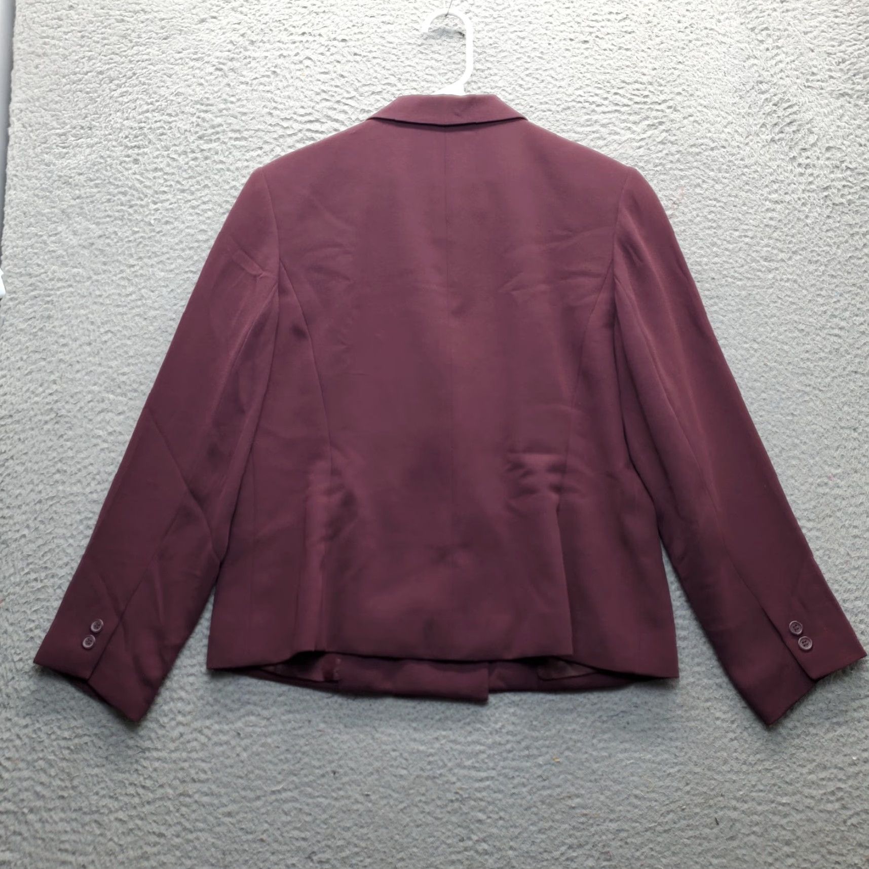 Vintage Laura Scott 2 Piece Set Womens 8P Burgundy Notch Lapel Double Breasted Formal Shirt (Jacket) Skirt Set Womens 8P Burgundy Formal Size US 8 / IT 38 - 3 Thumbnail