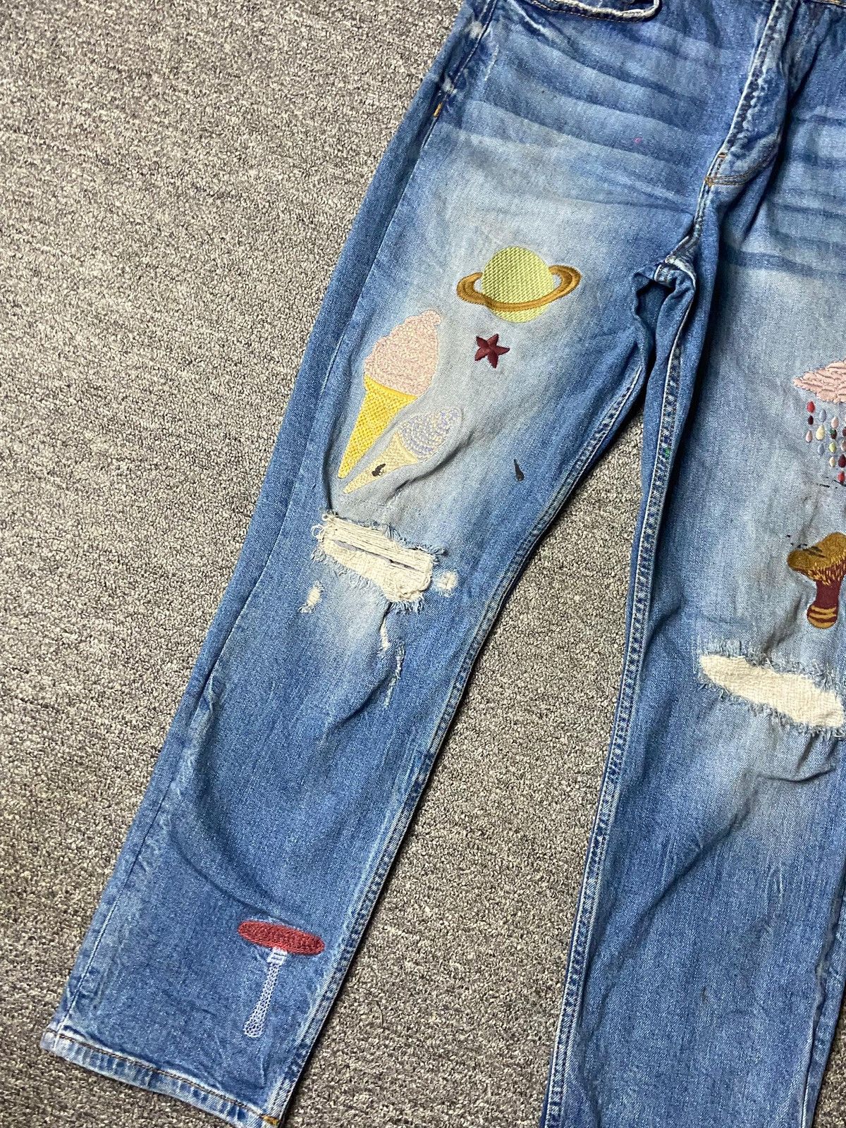 Zara Zara Women Embroidered Distressed Jeans (145) Size 31" - 5 Thumbnail