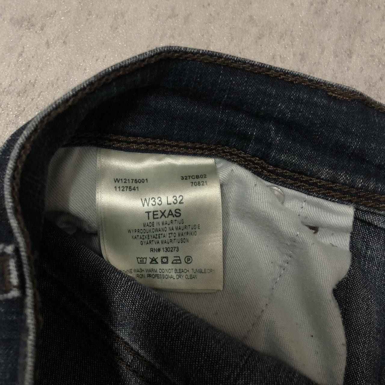 Wrangler Wrangler black straight leg jeans Size US 33 - 5 Thumbnail
