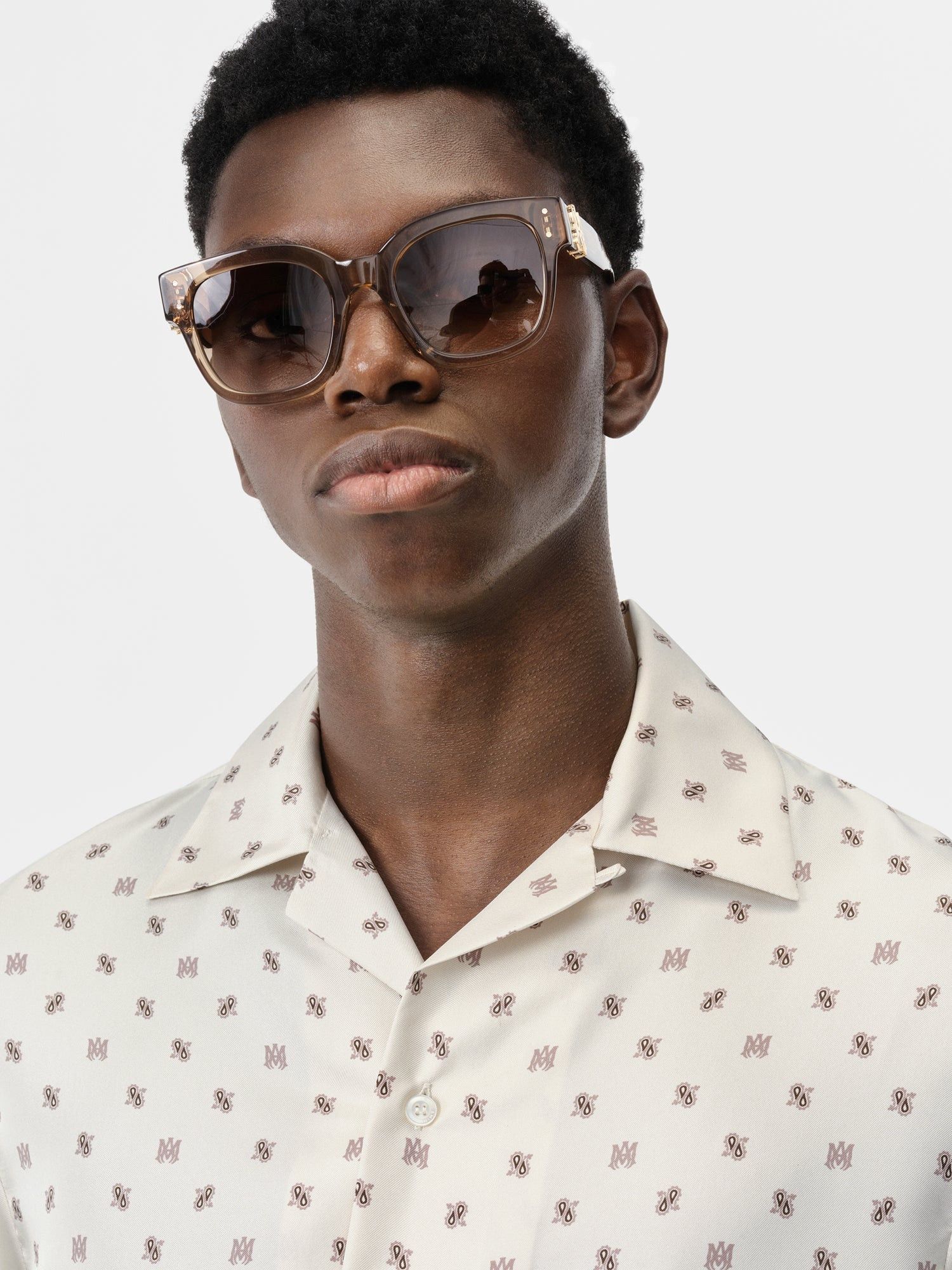 Amiri o1s1wg110625 MA Paisley Bowling Shirt in Ivory Size US M / EU 48-50 / 2 - 5 Thumbnail