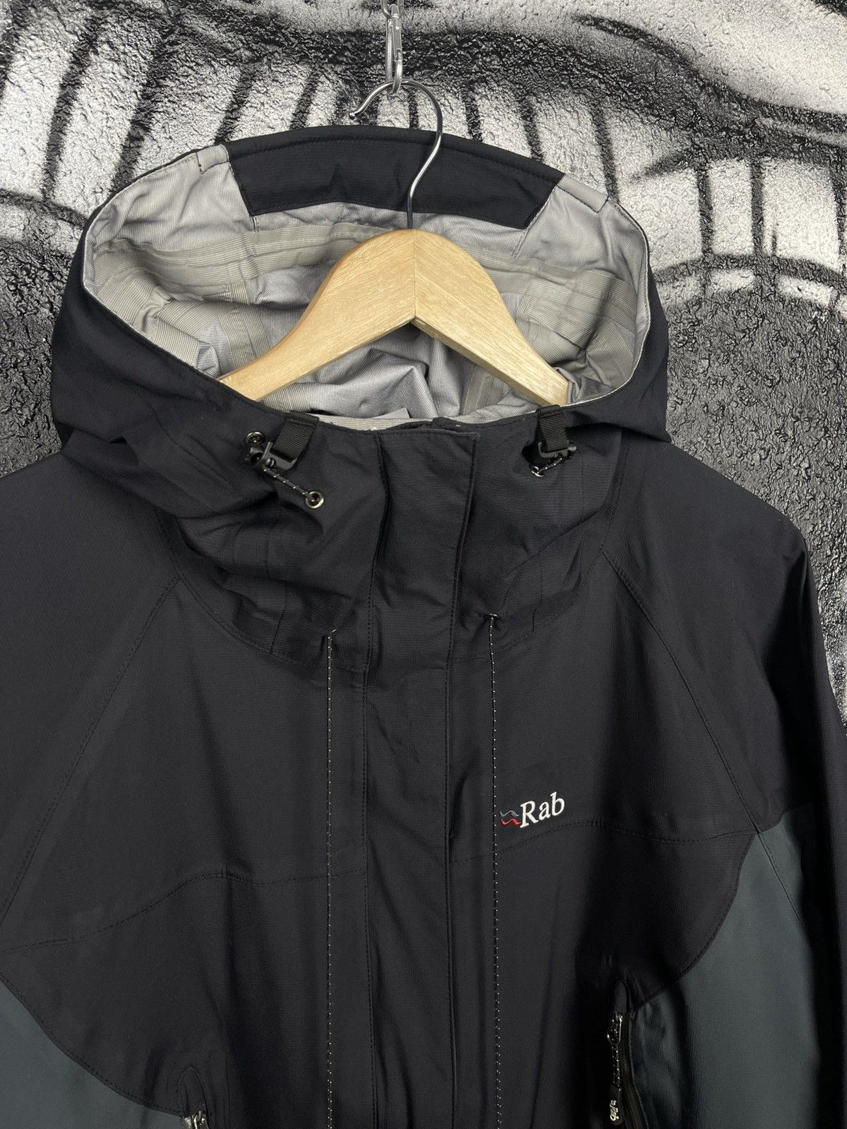 Rab RAB Event Vidda Waterproof Hiking Jacket Men’s Size L Size L / US 10 / IT 46 - 6 Thumbnail