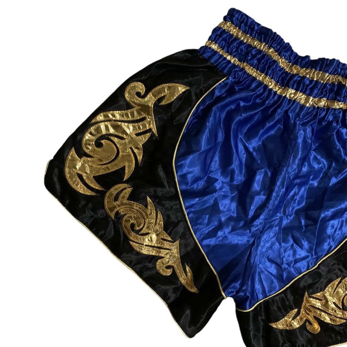 Japanese Brand × Vintage Vintage Muay Thai Boxing Top King Japanese Shorts Size US 34 / EU 50 - 4 Thumbnail