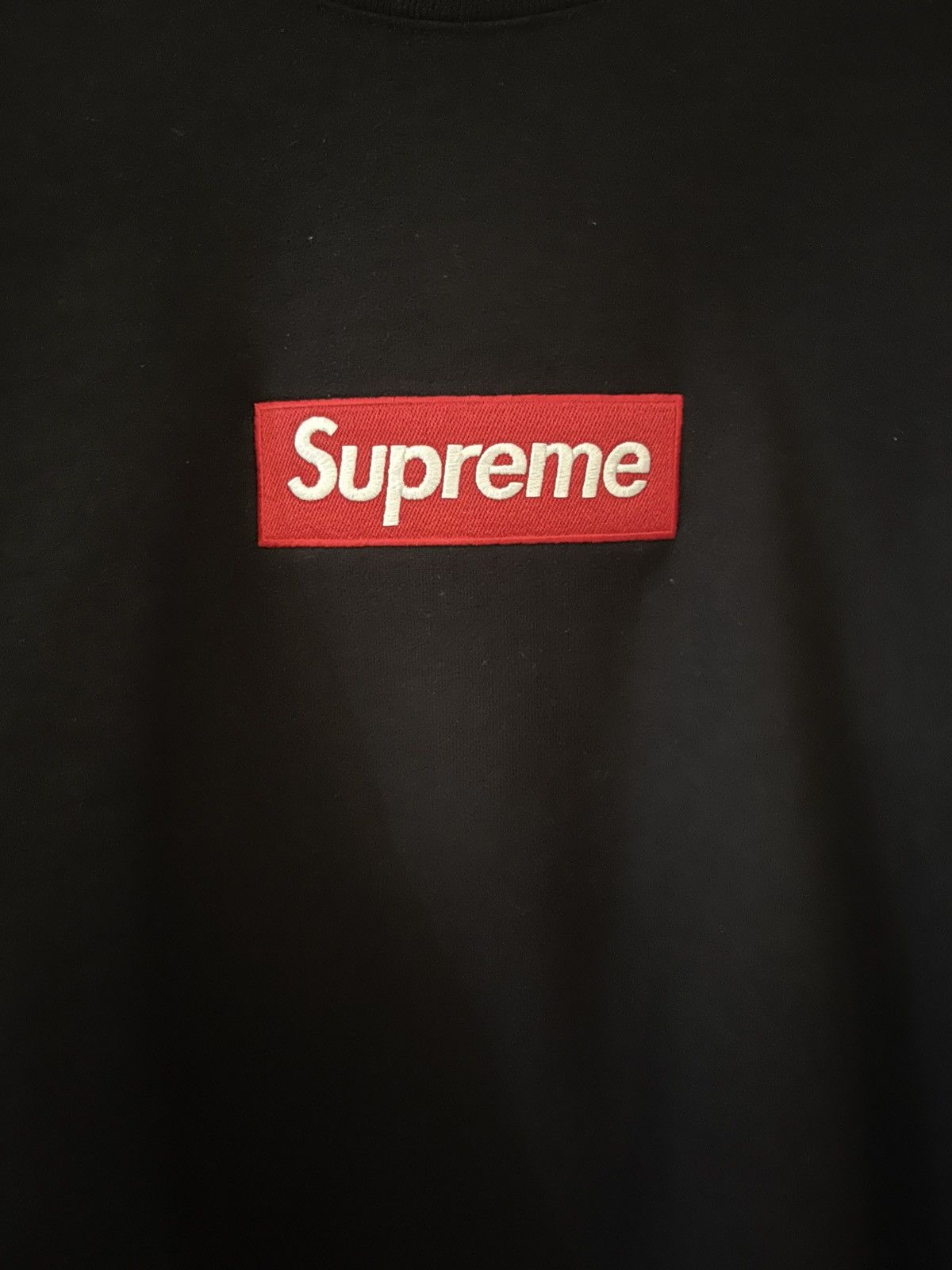 Supreme SUPREME BLACK ON RED BNWT Size US M / EU 48-50 / 2 - 2 Thumbnail