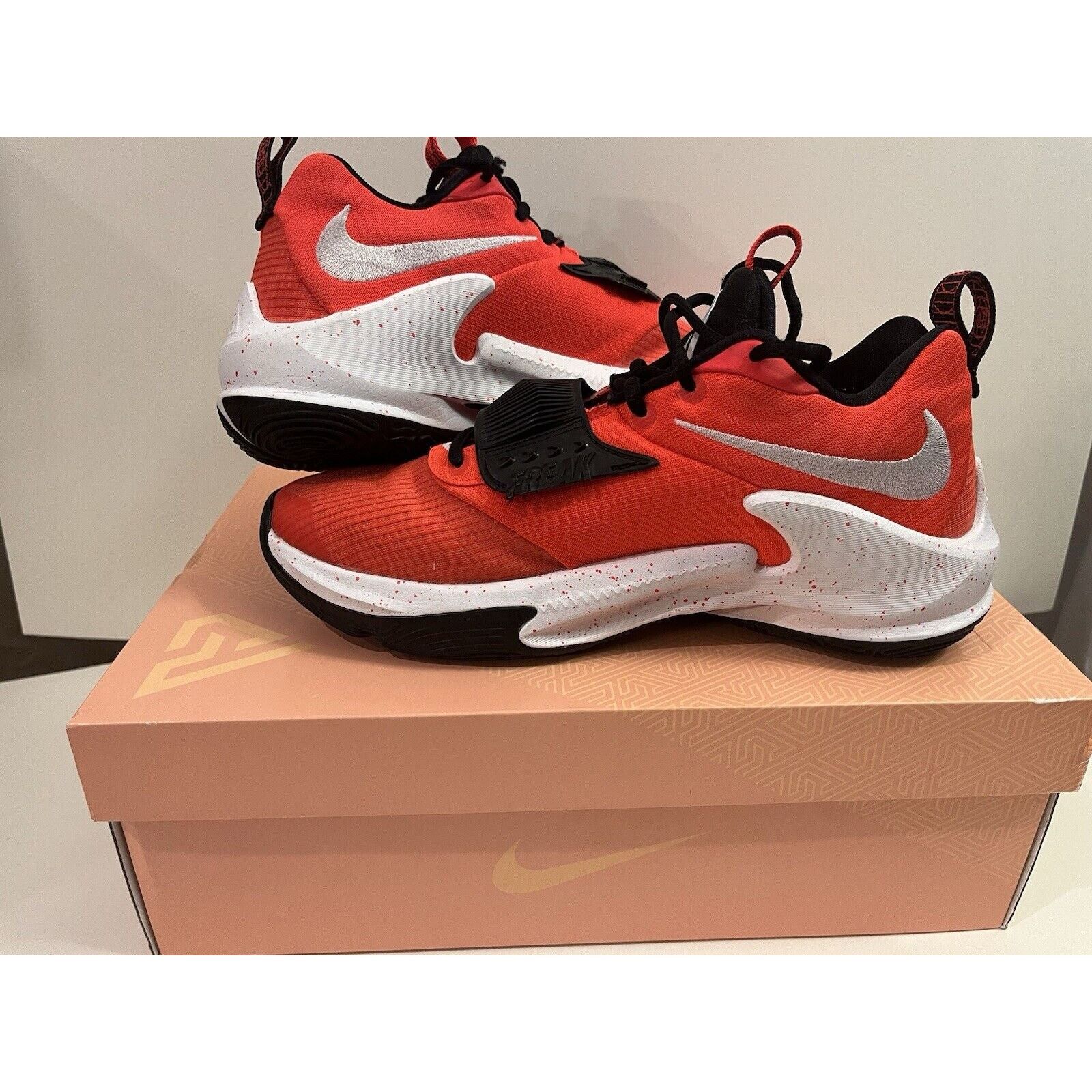 Nike Men's Size 8 - Nike Zoom Freak 3 TB Bright Crimson Size US 8 / EU 41 - 4 Thumbnail