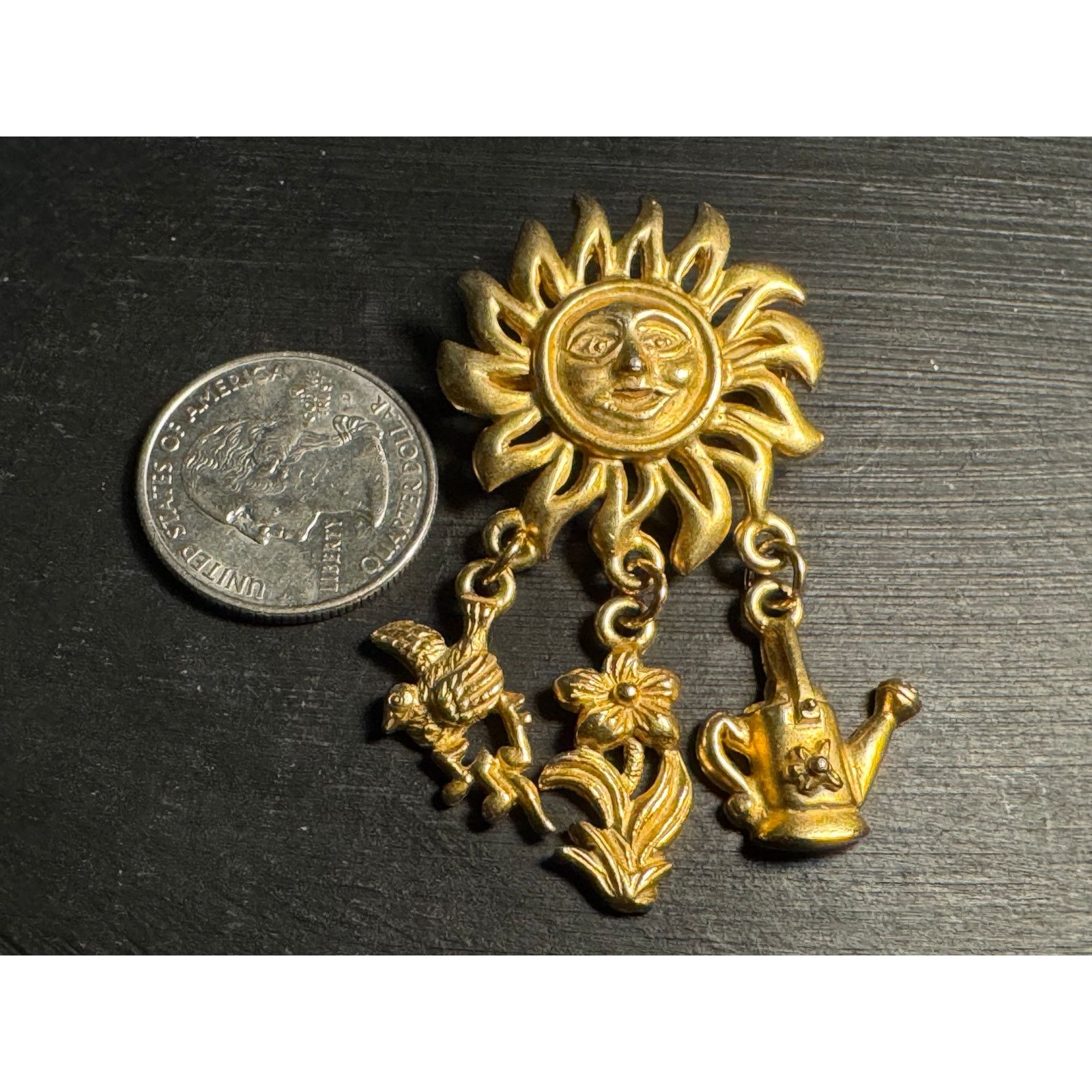 Other Matte Gold Tone Smiling Sun Face w/ Dangling Charms Brooch Size ONE SIZE - 3 Thumbnail
