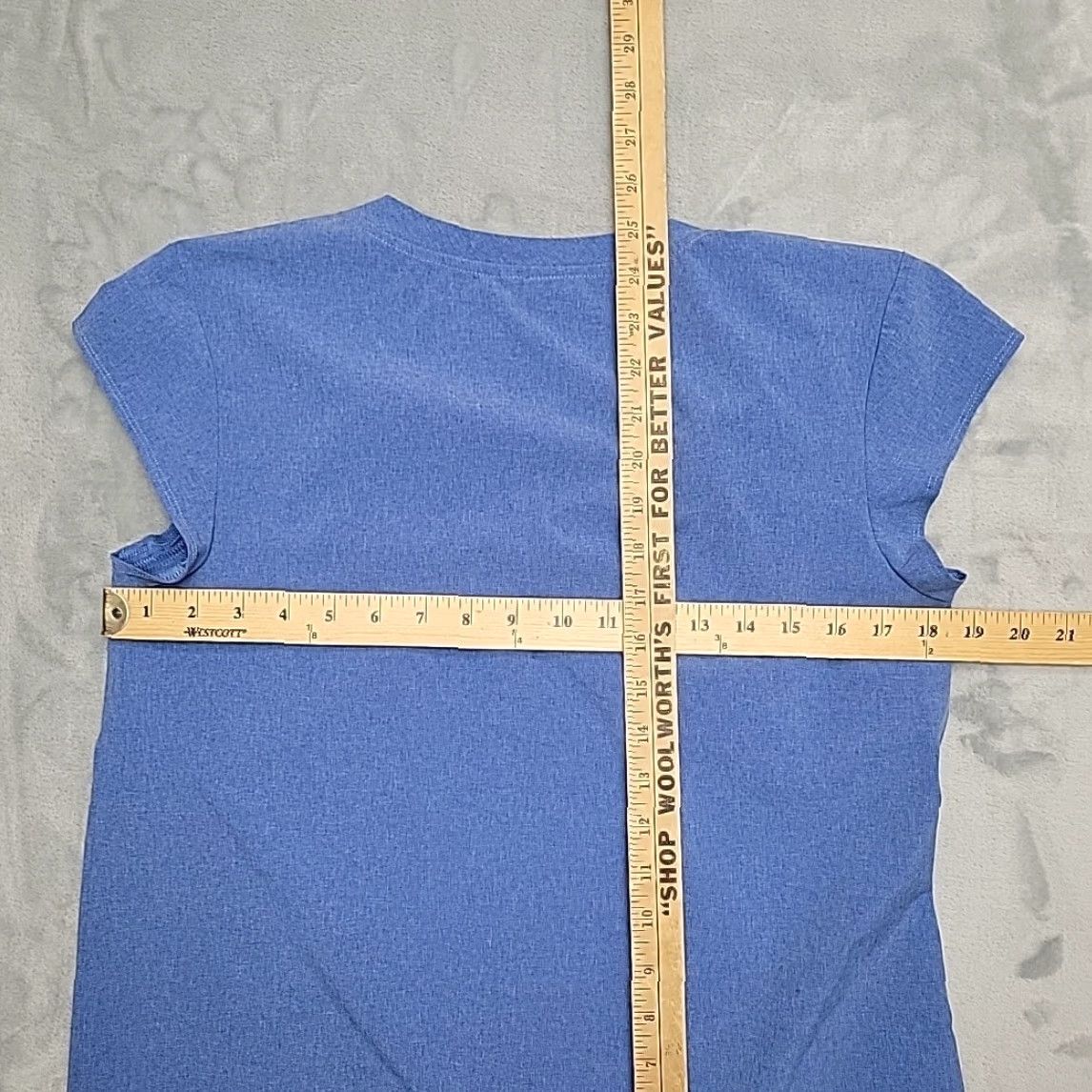 Eddie Bauer VINTAGE Eddie Bauer Shirt Womens S Blue Travex Short Sleeve V-neck Travel Hike Outdoor Size S / US 4 / IT 40 - 8 Thumbnail