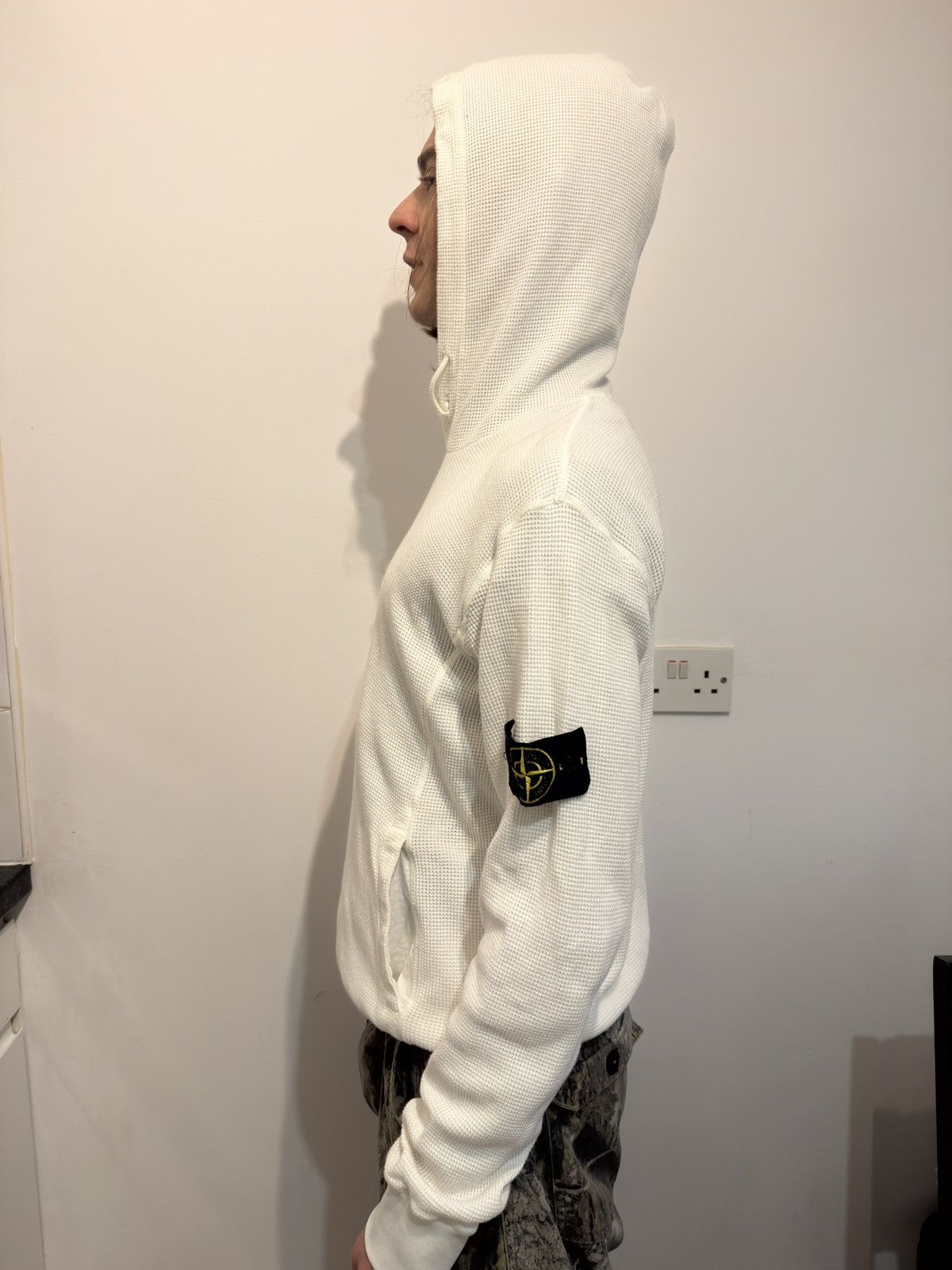 Stone Island Stone Island White Hoodie Medium Size US M / EU 48-50 / 2 - 8 Thumbnail