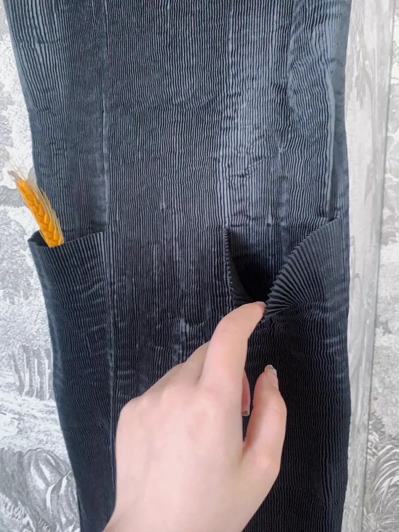 Issey Miyake issey miyake Black vest skirt 2506-Nextarrow Size M / US 6-8 / IT 42-44 - 5 Thumbnail