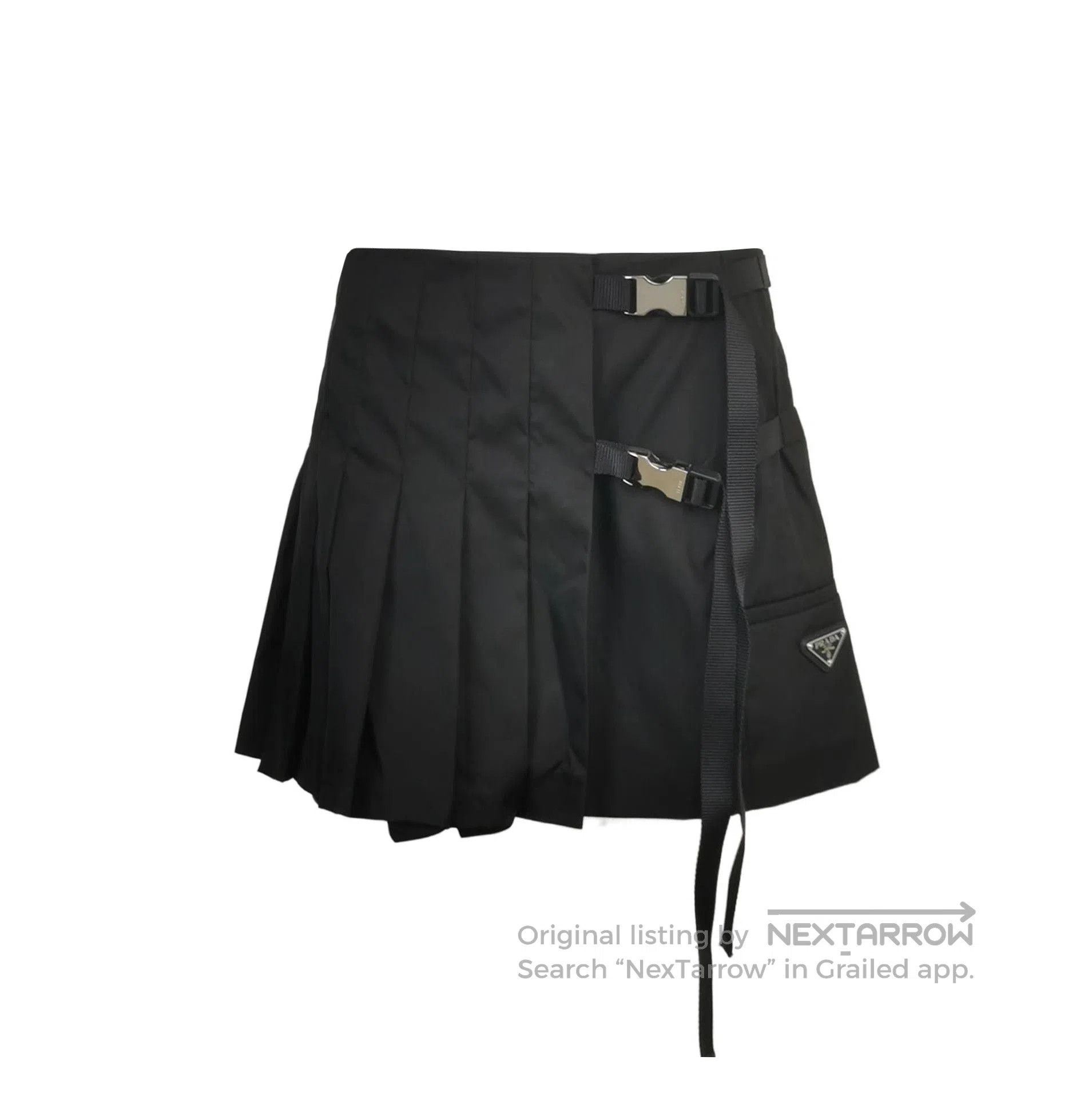 Prada Prada Pleated Black Triangle Logo Skirt . Size US 40 / EU 56 - 1 Thumbnail