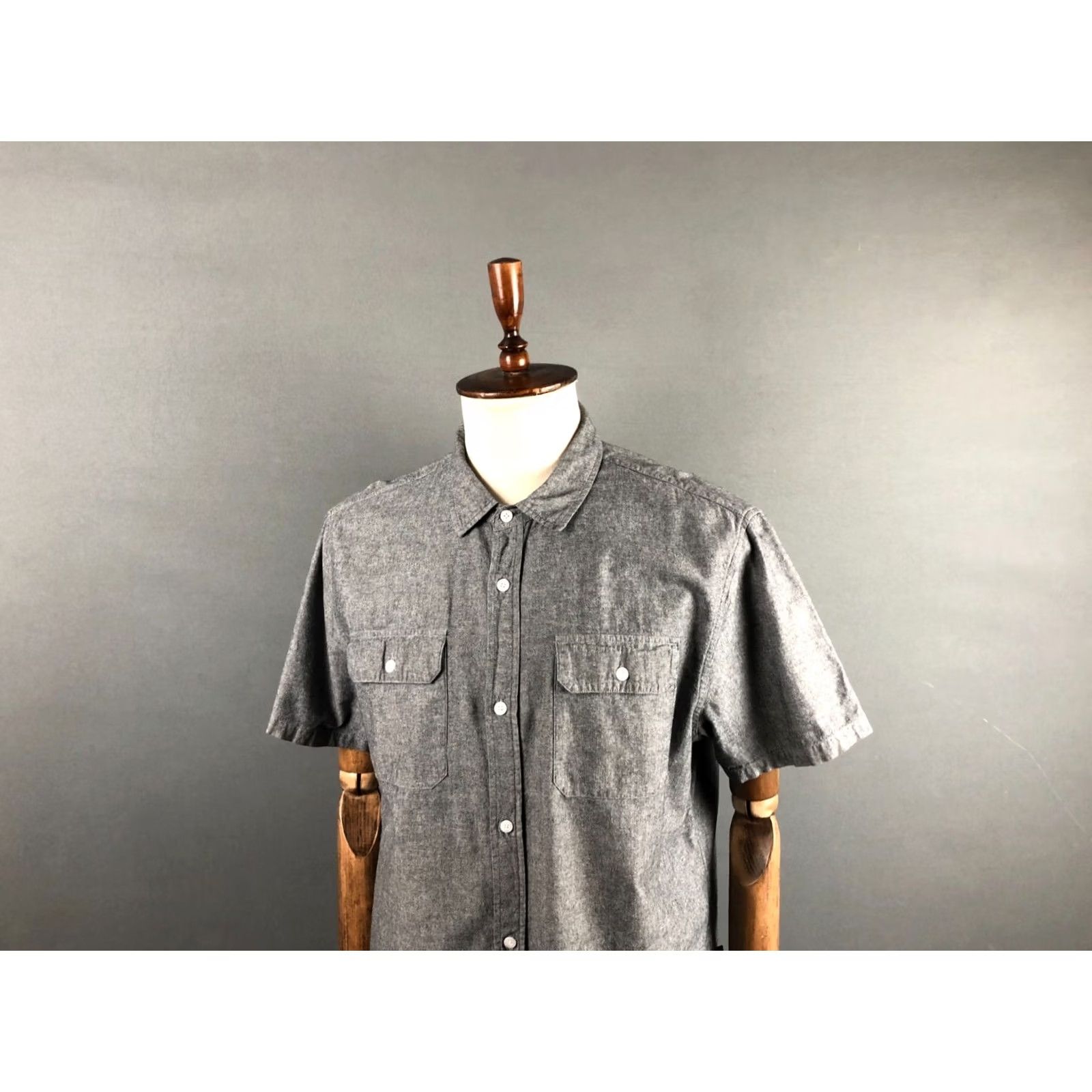 Vintage Stussy Shirt XL Gray Cotton Short Sleeve Button-Up with Chest Pockets Mens Size US XL / EU 56 / 4 - 5 Thumbnail