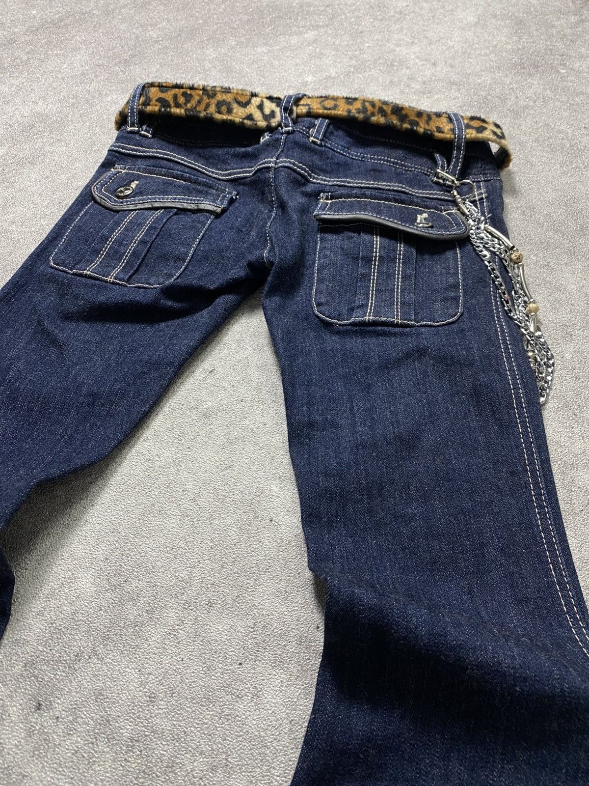 If Six Was Nine × Japanese Brand × Le Grande Bleu (L.G.B.) 2000s Noza Roc Leather patch Flare Jean Size US 28 / EU 44 - 4 Thumbnail