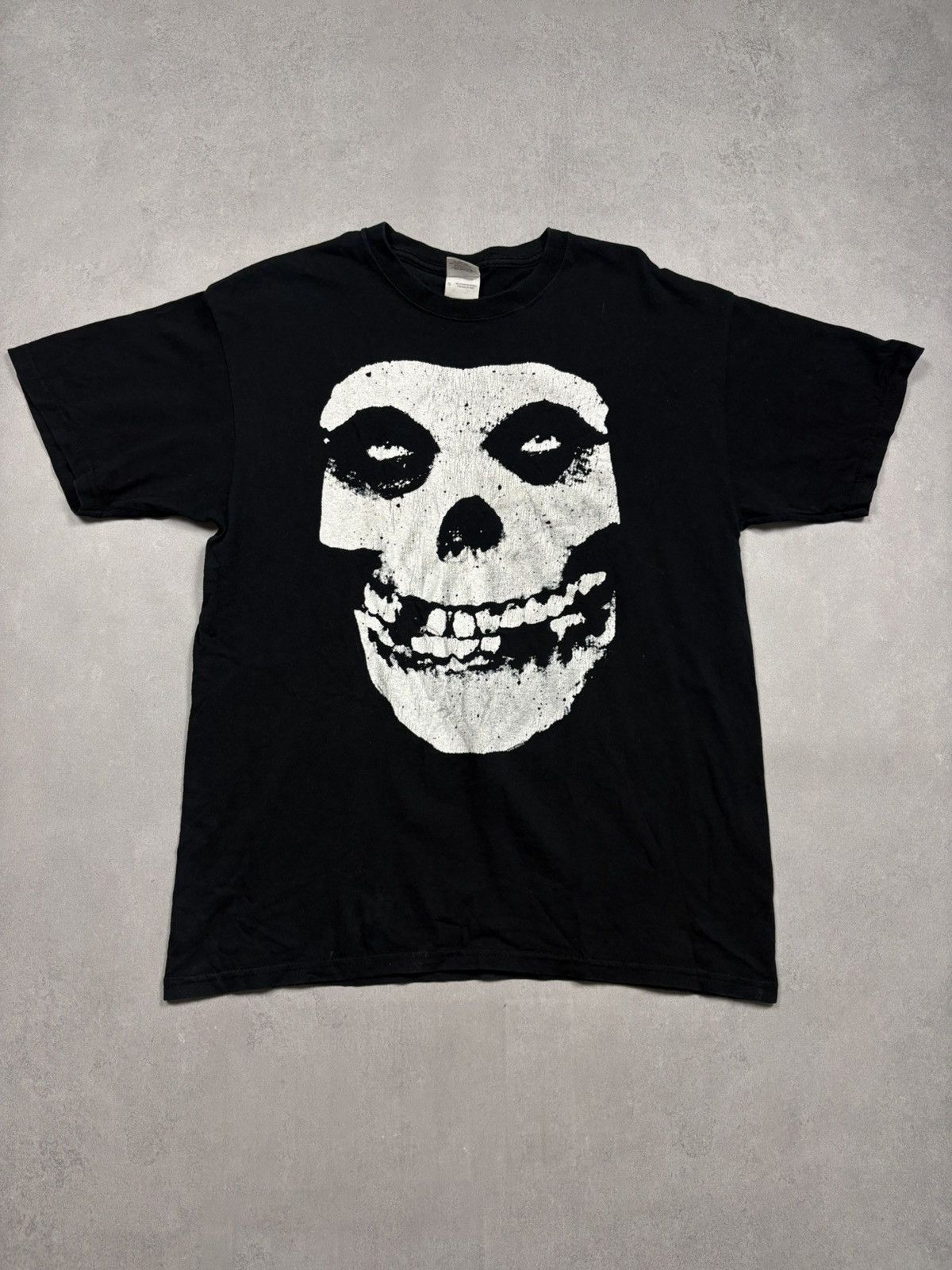 Vintage 2008 Misfits Skull Tee Rock Horror Grunge 00s Rare