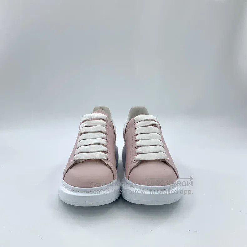 Alexander McQueen Alexander Mcqueen Pink lace-tailed casual flat sneakers Size US 7 / IT 37 - 3 Thumbnail