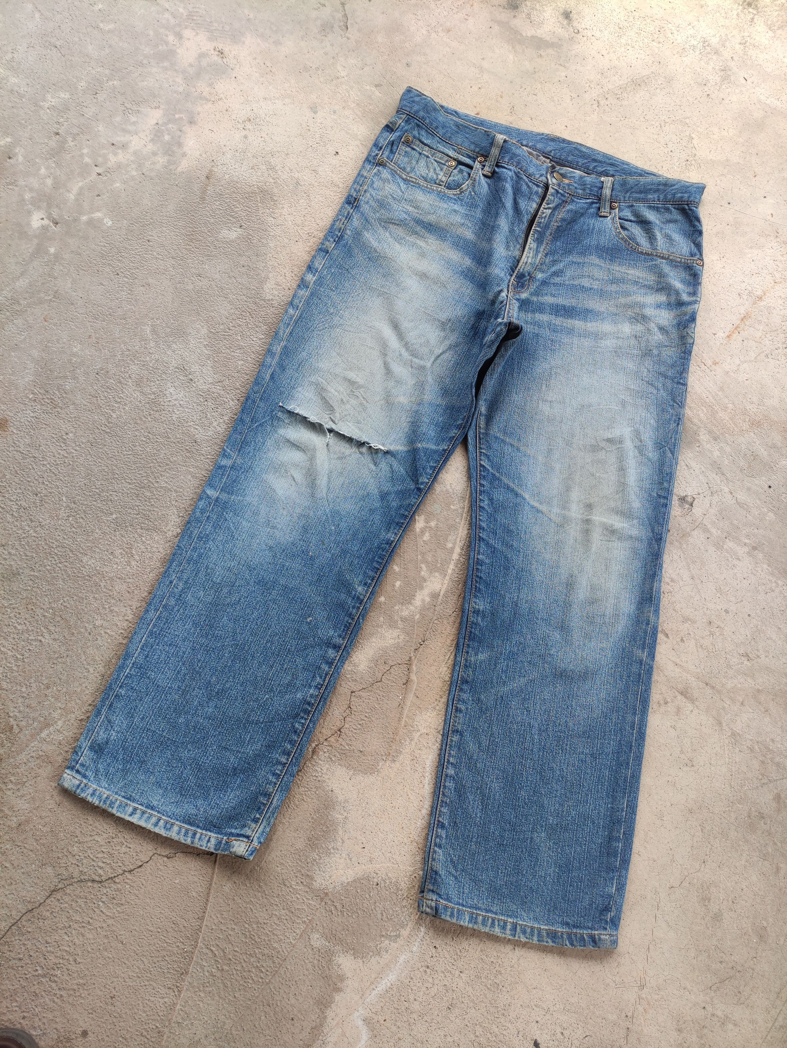Japanese Brand Vintage Japanese Jean Baggy Denim Distressed Faded Size US 36 / EU 52 - 2 Thumbnail