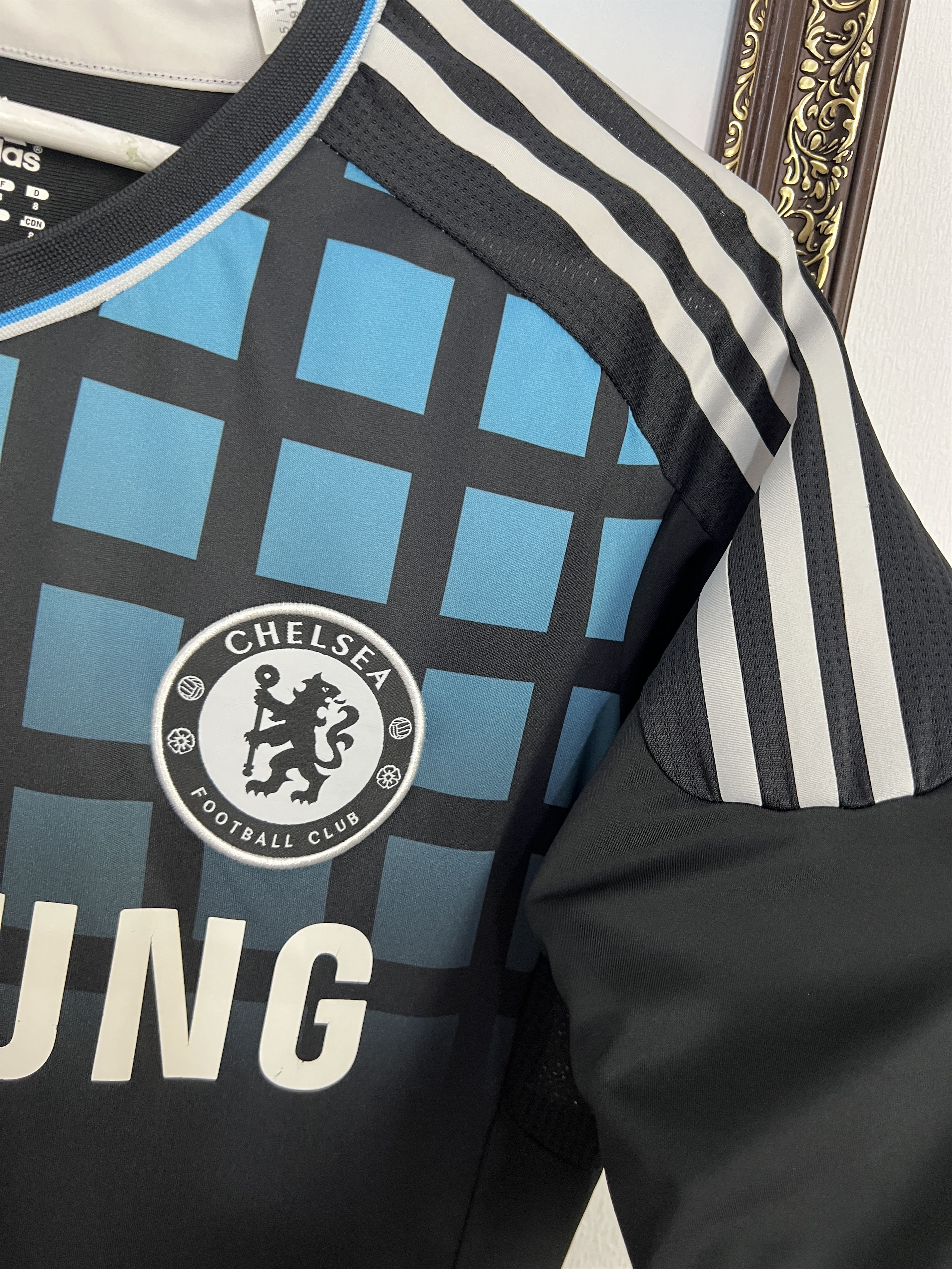 Adidas Chelsea Away football shirt 2011 Soccer Adidas Player Issue Size US S / EU 44-46 / 1 - 4 Thumbnail