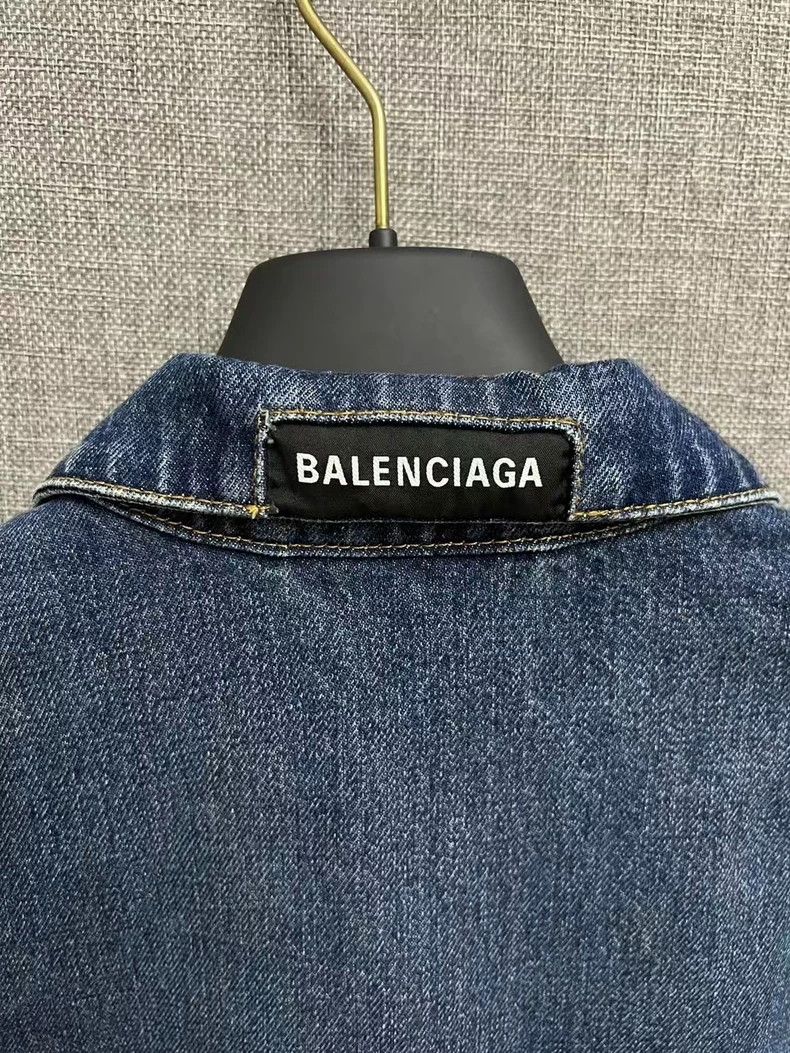 Balenciaga Balenciaga Inverted irregular denim jacket Size US S / EU 44-46 / 1 - 3 Thumbnail