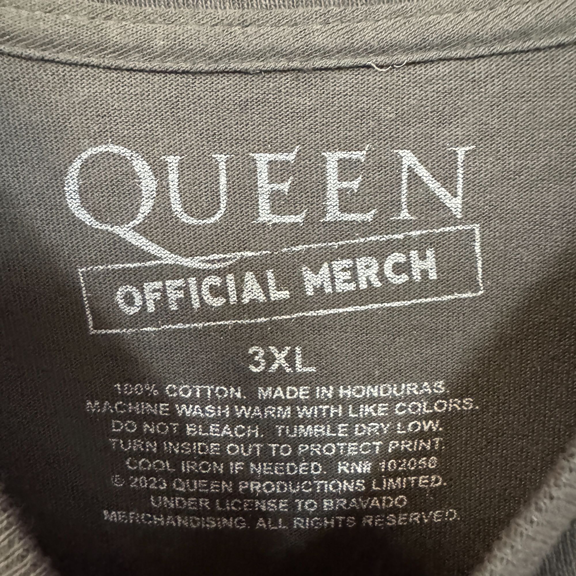 Other Queen A Night at the Opera Album Zodiac Crest Band Tee 3XL Size US XXL / EU 58 / 5 - 4 Thumbnail