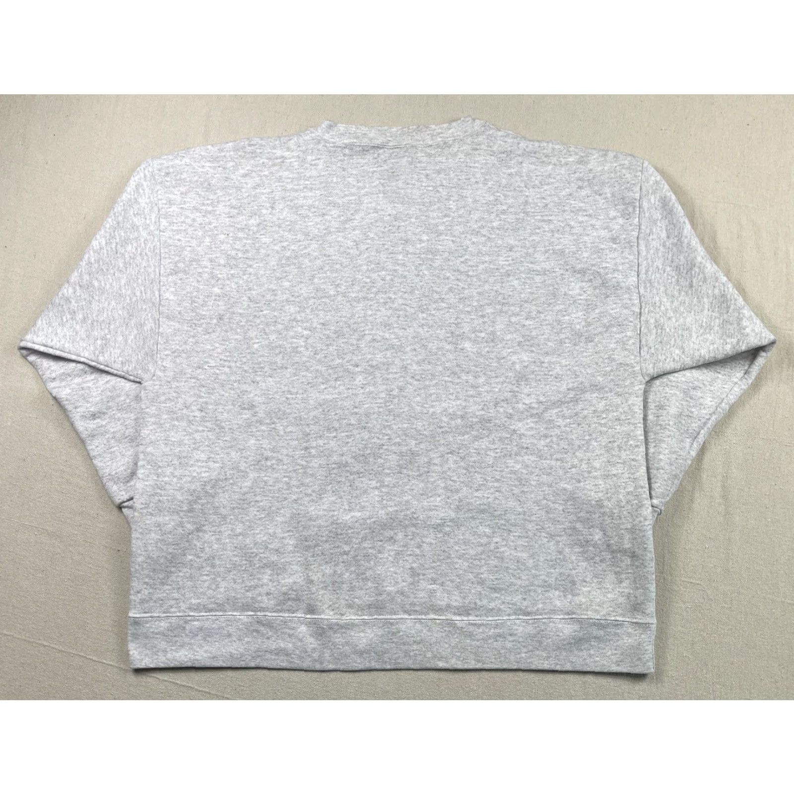 Vintage VINTAGE Disney Crewneck Sweatshirt XL Gray Mickey Mouse Donald Duck Goofy 90s Mens Size US XL / EU 56 / 4 - 4 Thumbnail