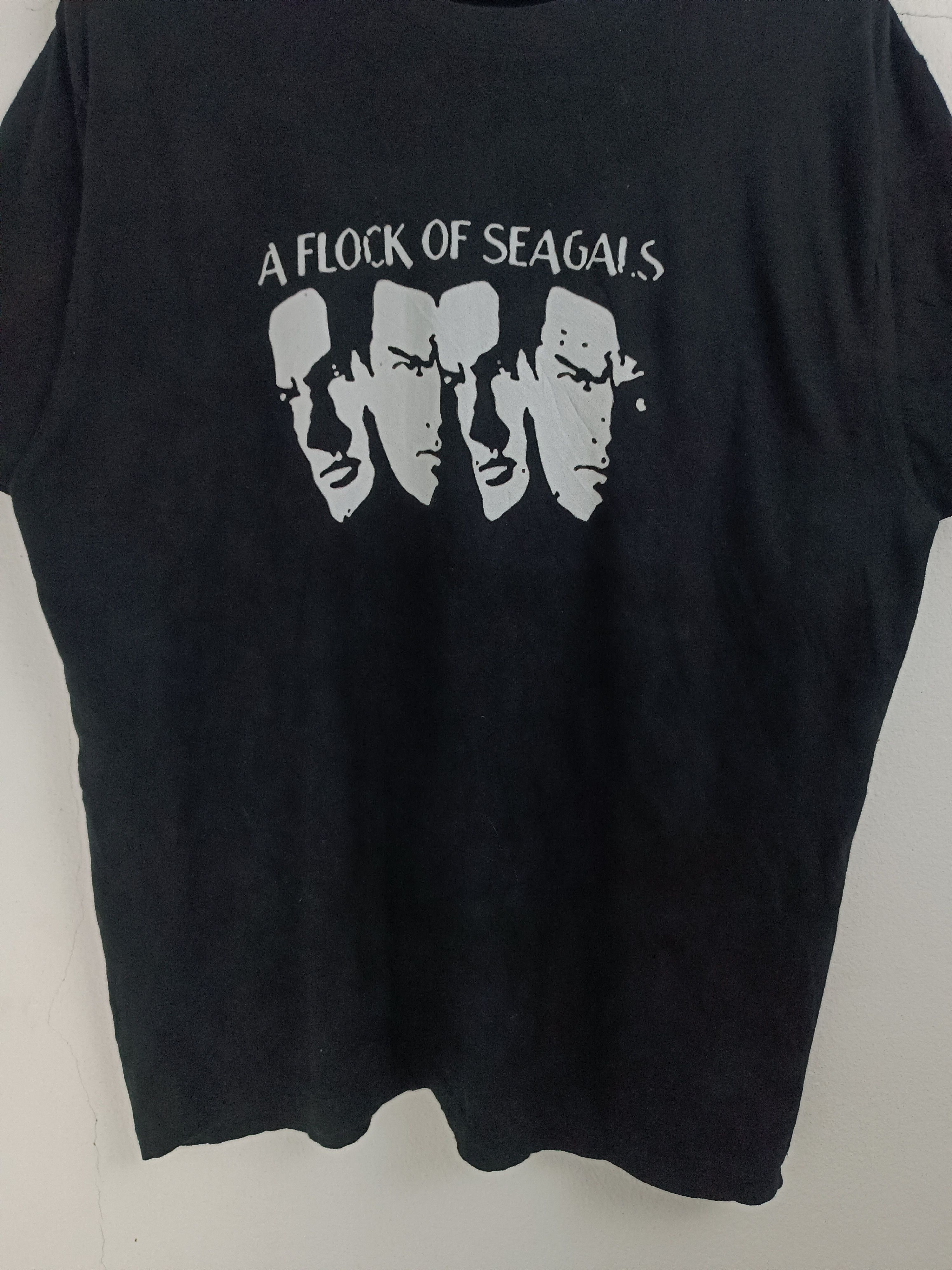 Other VINTAGE A FLOCK OF SEAGALS FUNNY ADULT HUMOR T STEVEN SEAGAL Size US L / EU 52-54 / 3 - 7 Thumbnail