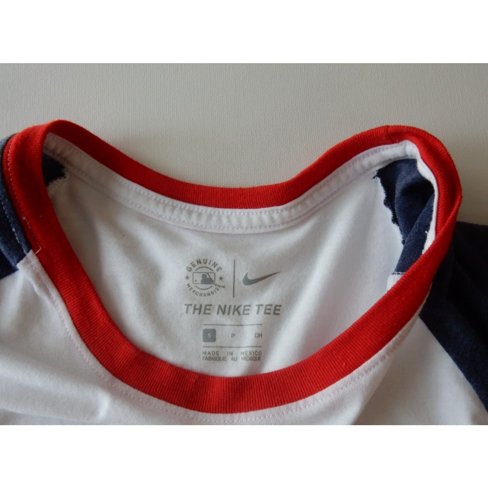 Nike Nike Atlanta Braves Men's Raglan T Shirt Size S Size US S / EU 44-46 / 1 - 3 Thumbnail