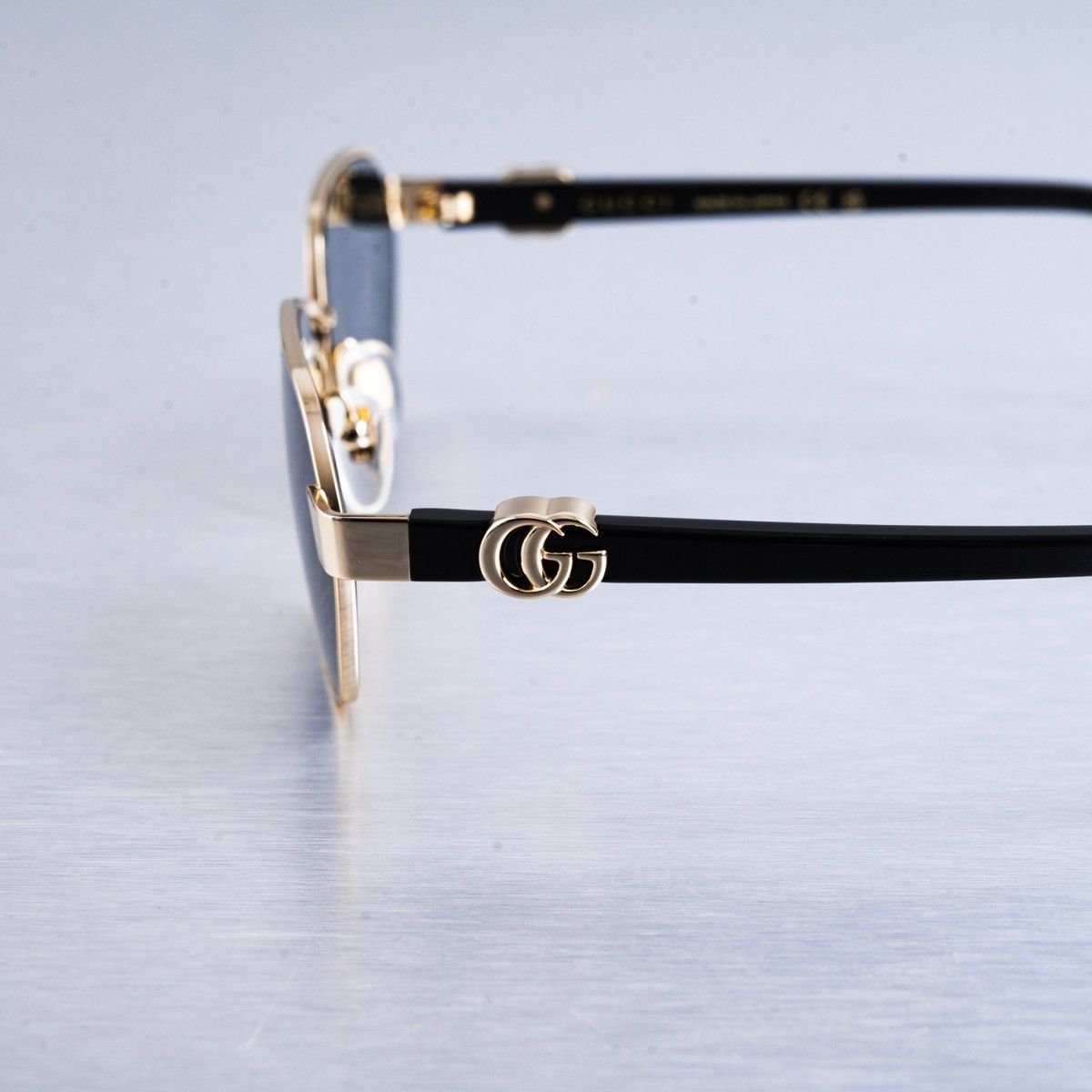Gucci GUCCI GG1593S 001 SUNGLASSES Size ONE SIZE - 3 Thumbnail
