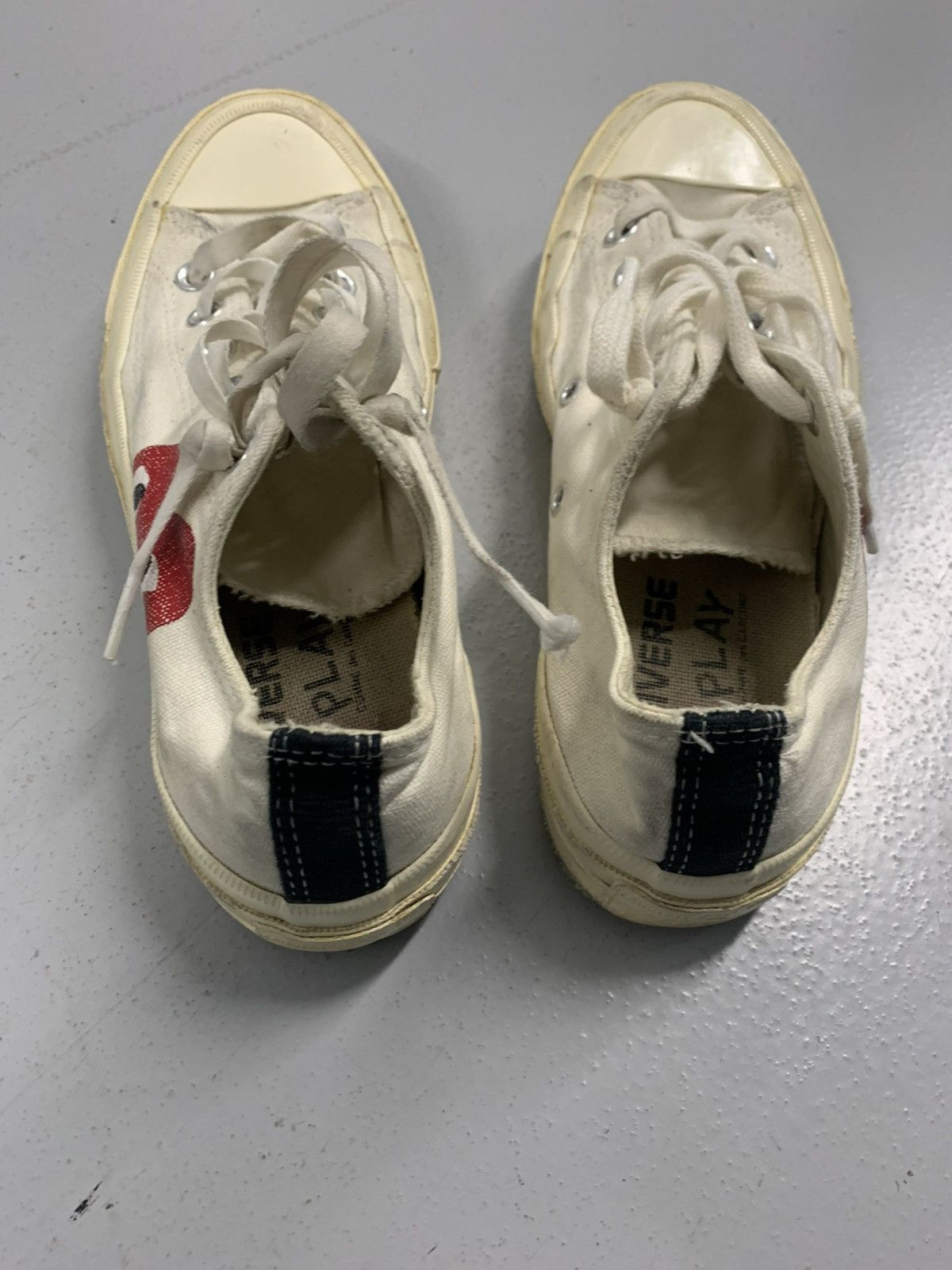 Comme des Garcons PLAY × Converse Converse x Comme des Garçons PLAY Low Top Sneakers Size 5 Size US 5 / EU 37 - 4 Thumbnail