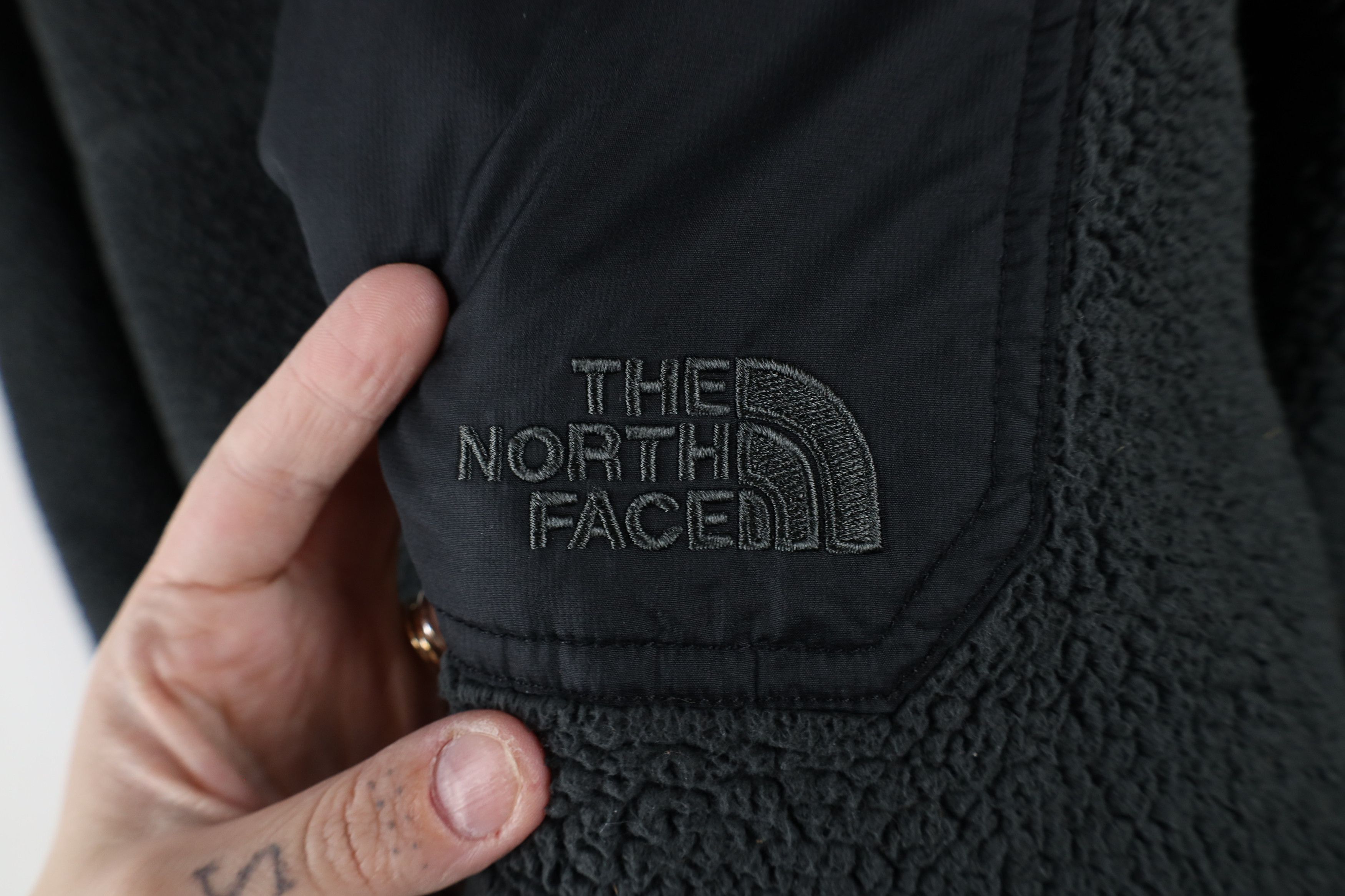 The North Face × Vintage The North Face Spell Out Groveland Sherpa Fleece Sweater Size US L / EU 52-54 / 3 - 4 Thumbnail