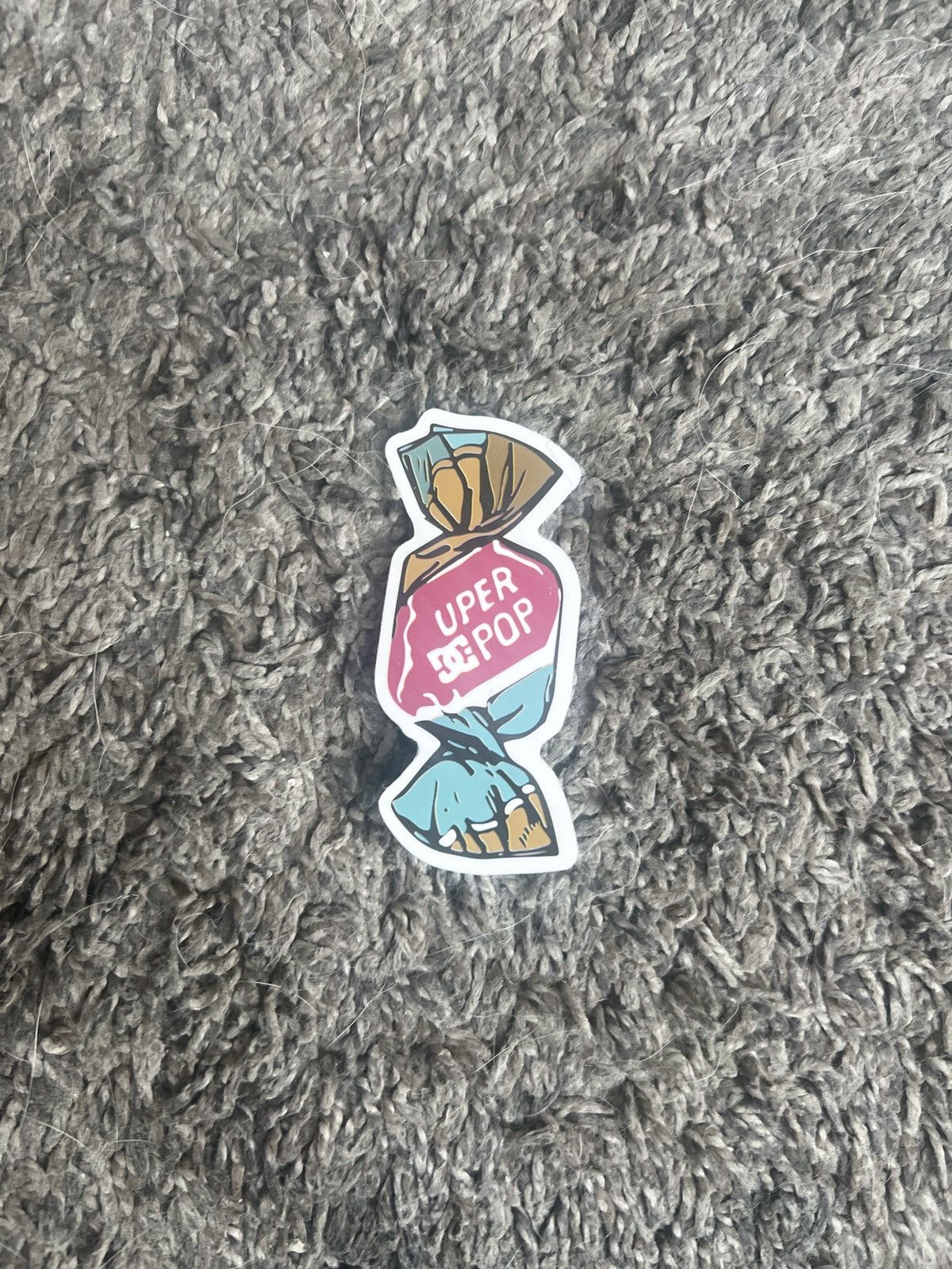 DC DC Shoes Uper Pop Sticker Size ONE SIZE - 1 Thumbnail