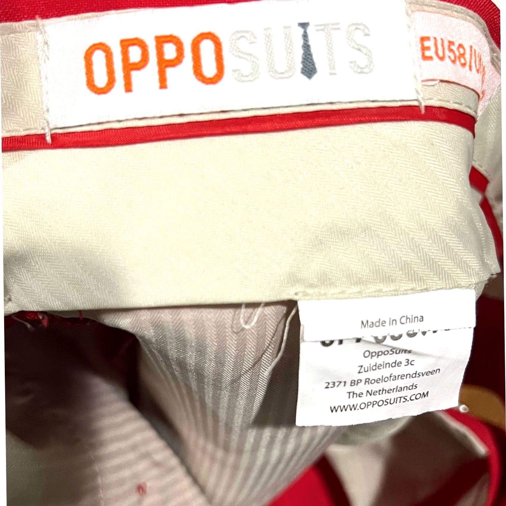 Vintage OPPOSUITS Men’s Shorts Red Bermuda Sz 40 Mid Rise Flat Front Bermuda Red Mens Shorts 40 Size US 40 / EU 56 - 4 Thumbnail
