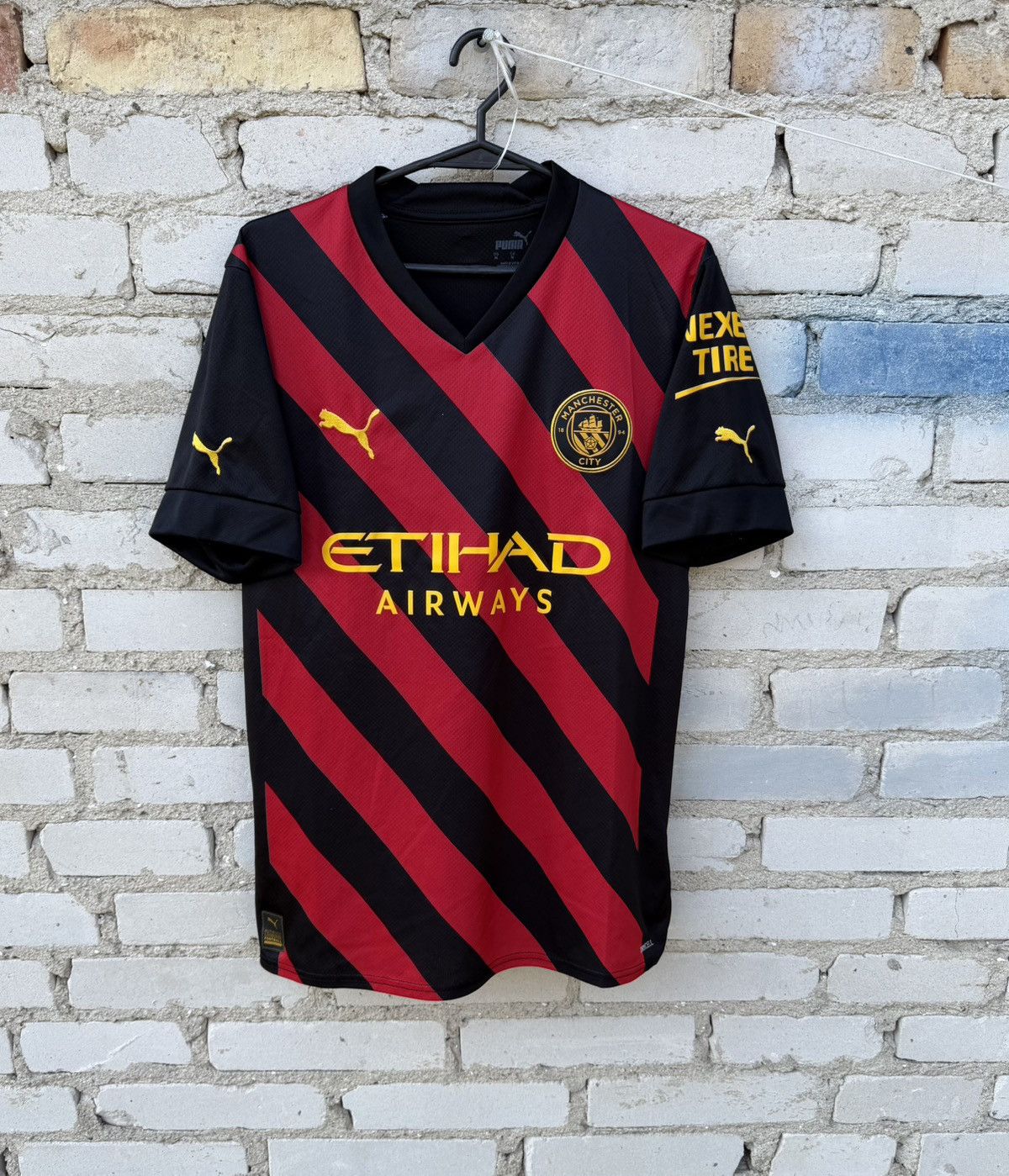 Puma Puma Manchester City 2022/2023 Soccer Jersey Size US M / EU 48-50 / 2 - 1 Thumbnail