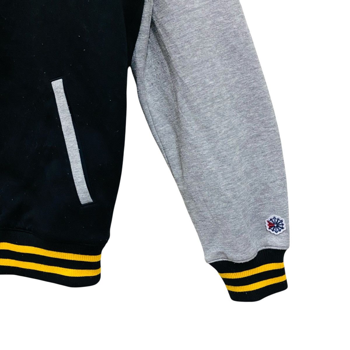 Reebok Reebok varsity jacket Size US L / EU 52-54 / 3 - 5 Thumbnail