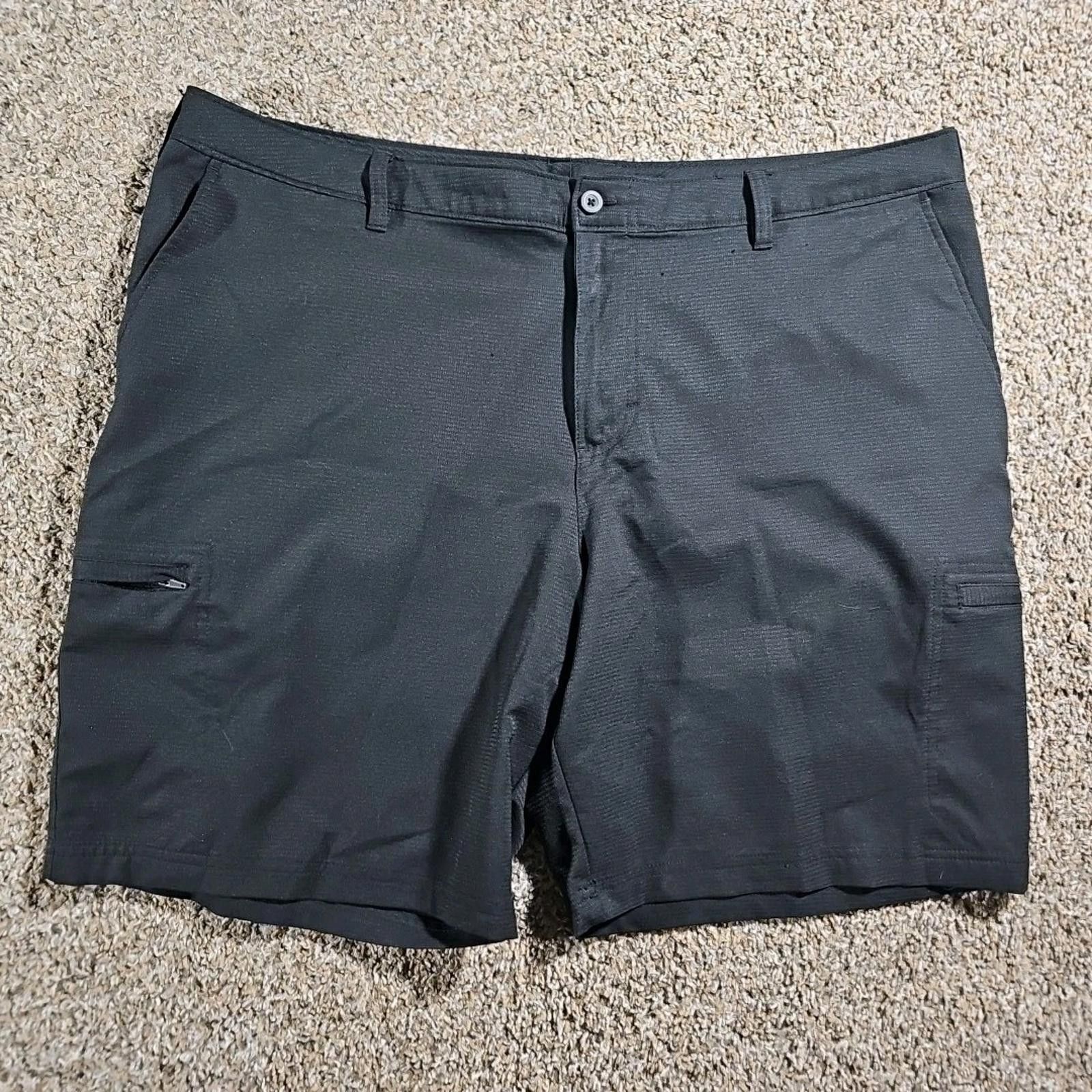 Champion Champion Sz 40 Black Shorts Size US 40 / EU 56 - 1 Thumbnail