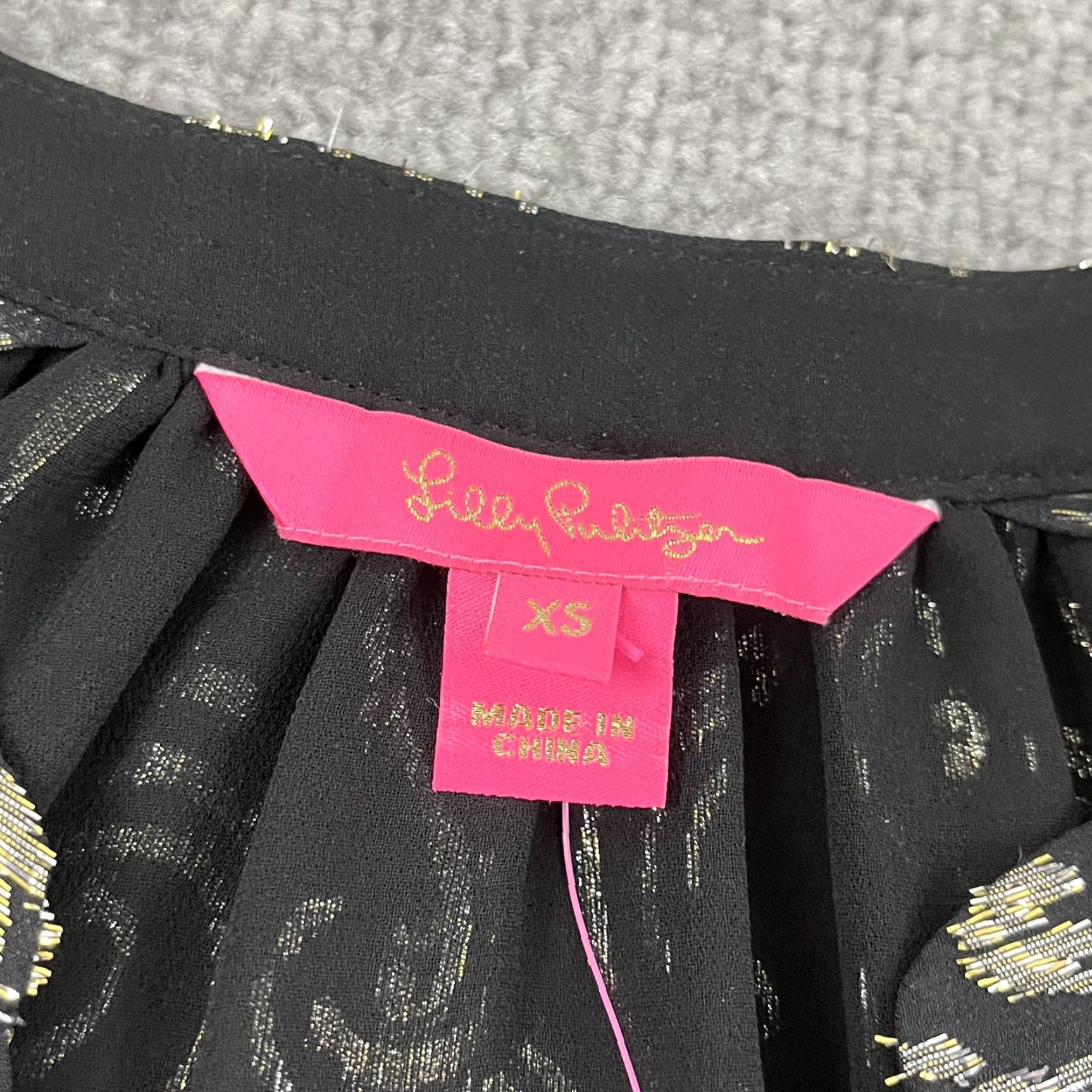 Lilly Pulitzer VINTAGE Lilly Pulitzer Blouse Womens XS Silk Chiffon Metallic Geometric Long Sleeve Casual Size XS / US 0-2 / IT 36-38 - 2 Thumbnail