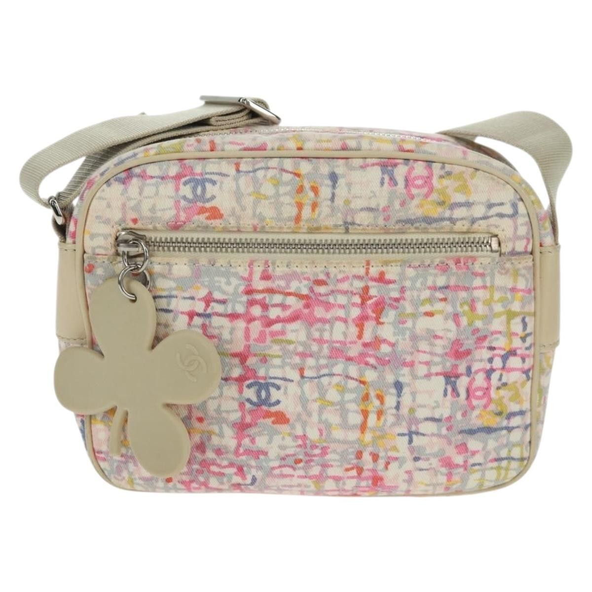 Chanel Chanel Vintage Clover Camera Printed Canvas Size ONE SIZE - 1 Thumbnail