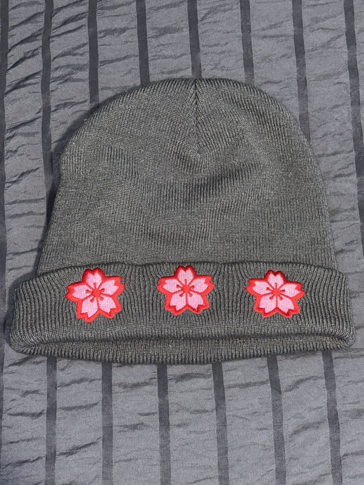 Japanese Brand LIKESUSHI Pink Beanie 🍣 Size ONE SIZE - 5 Thumbnail