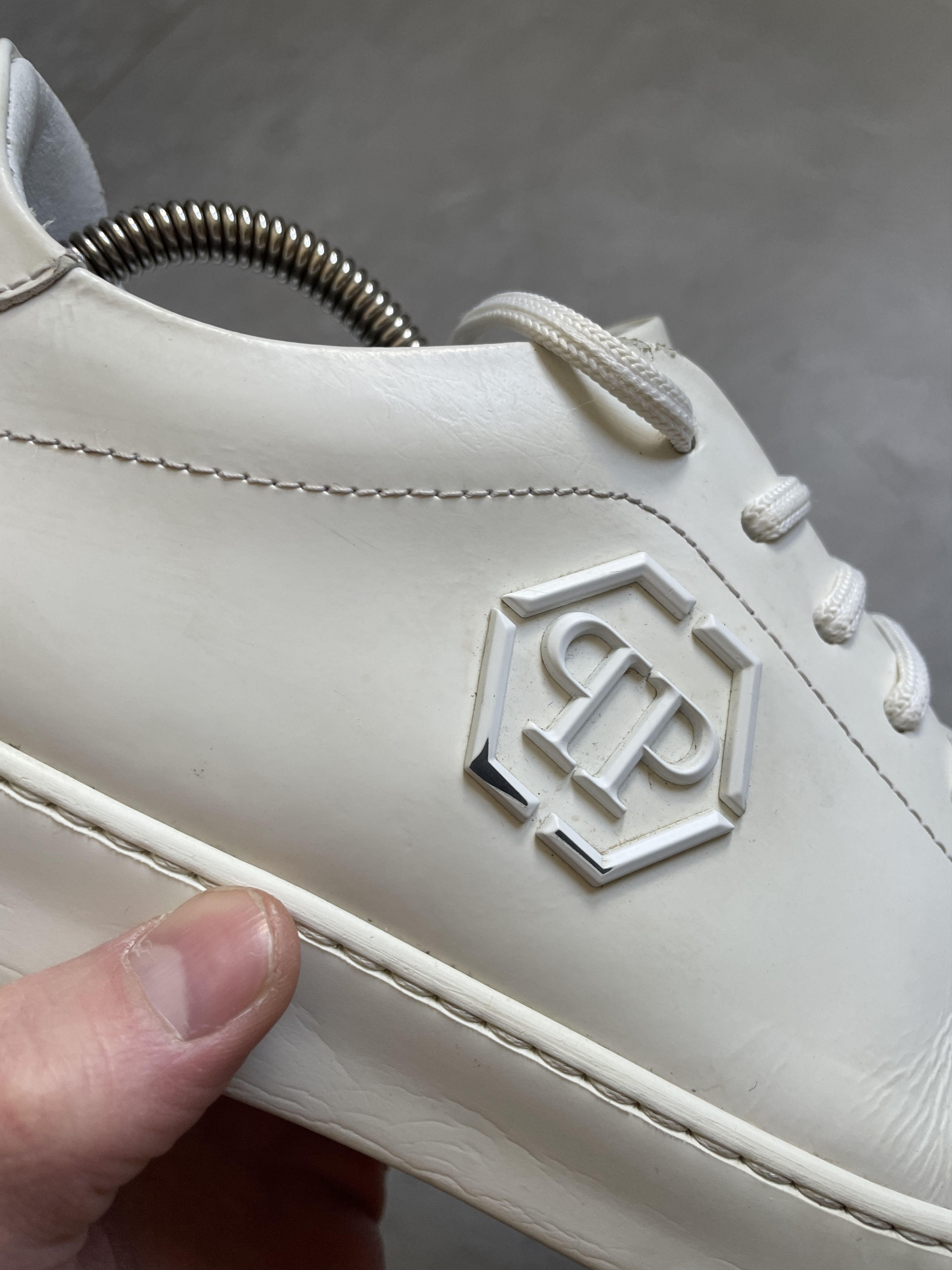 Philipp Plein PHILLIP PLEIN SKULL WHITE LEATHER LOW TOPS Size US 9.5 / EU 42-43 - 4 Thumbnail