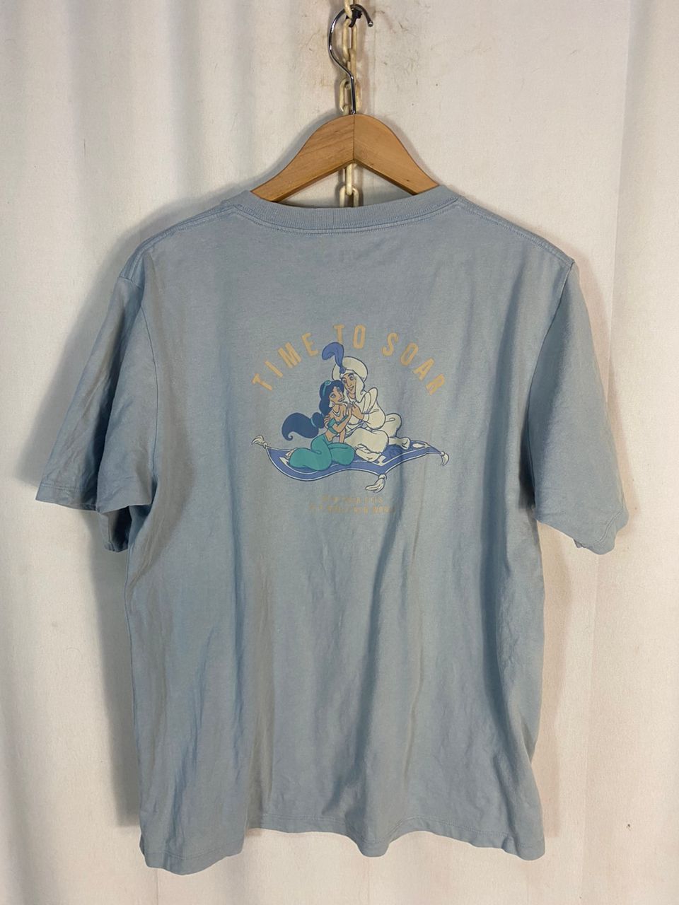 Cartoon Network × Disney × Uniqlo Aladdin Disney x Uniqlo tshirt Size US M / EU 48-50 / 2 - 11 Thumbnail