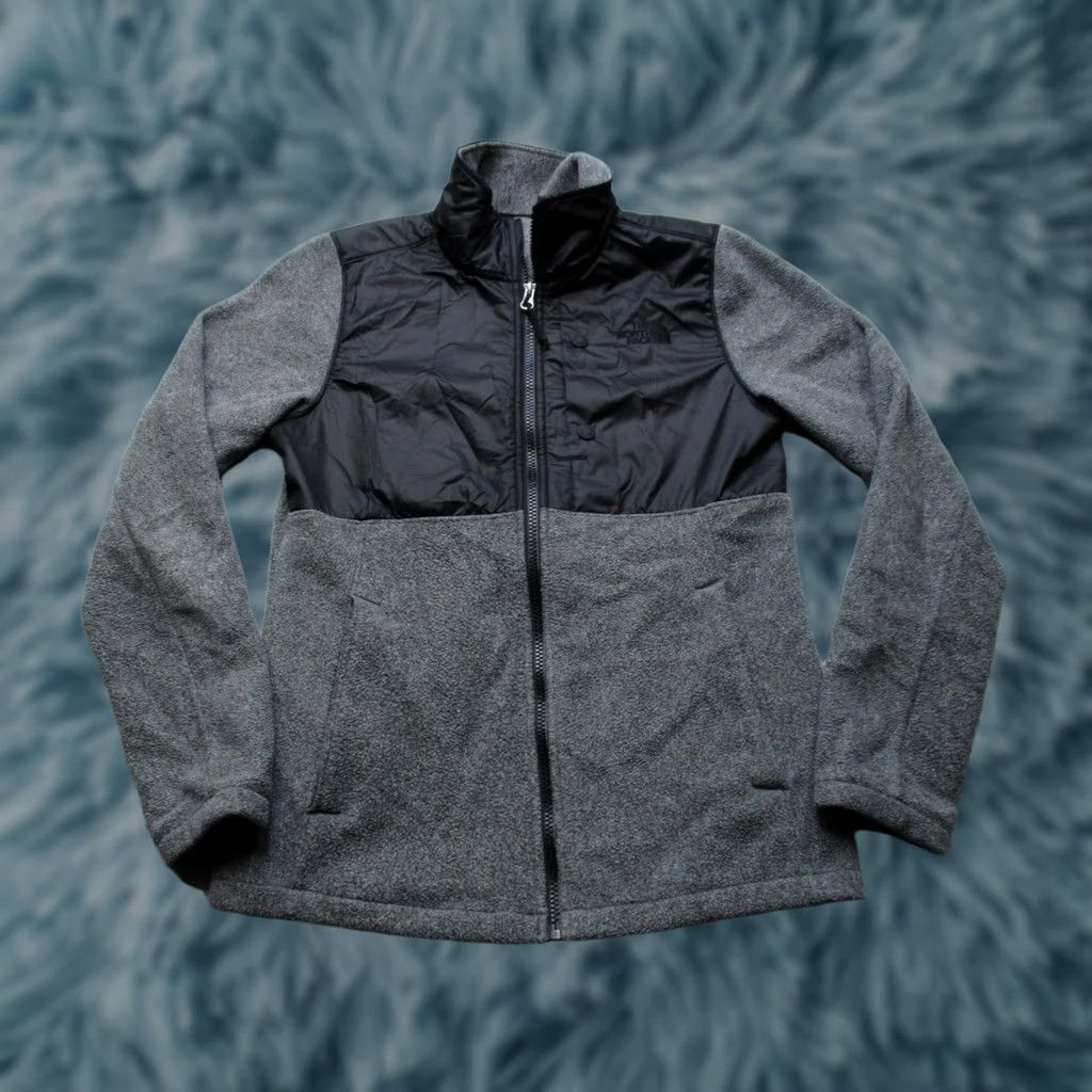 The North Face The North Face Jacket Womens Small Gray Black Fleece Softshell Hybrid Full Zip Size S / US 4 / IT 40 - 1 Thumbnail